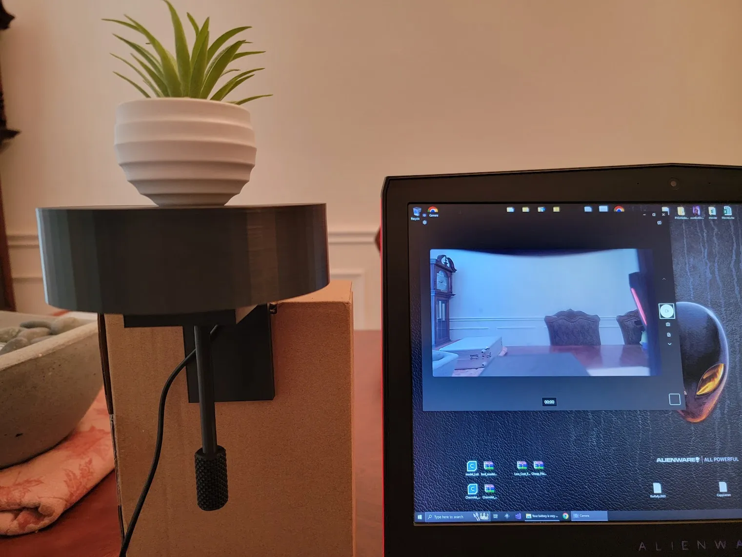 Kính viễn vọng văn phòng cho không gian làm việc trong cubicle