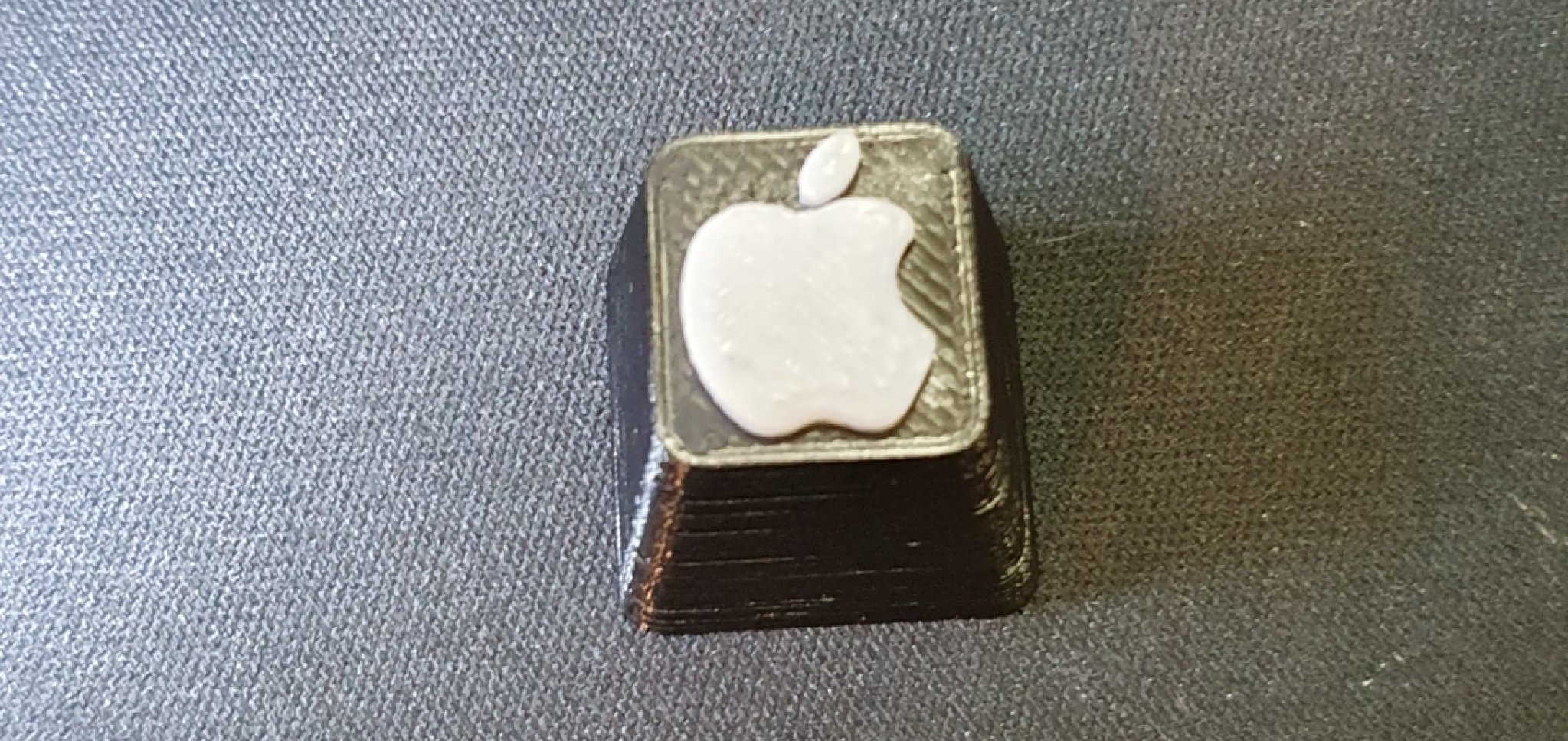 Núm phím Apple in đen trắng cho bàn phím