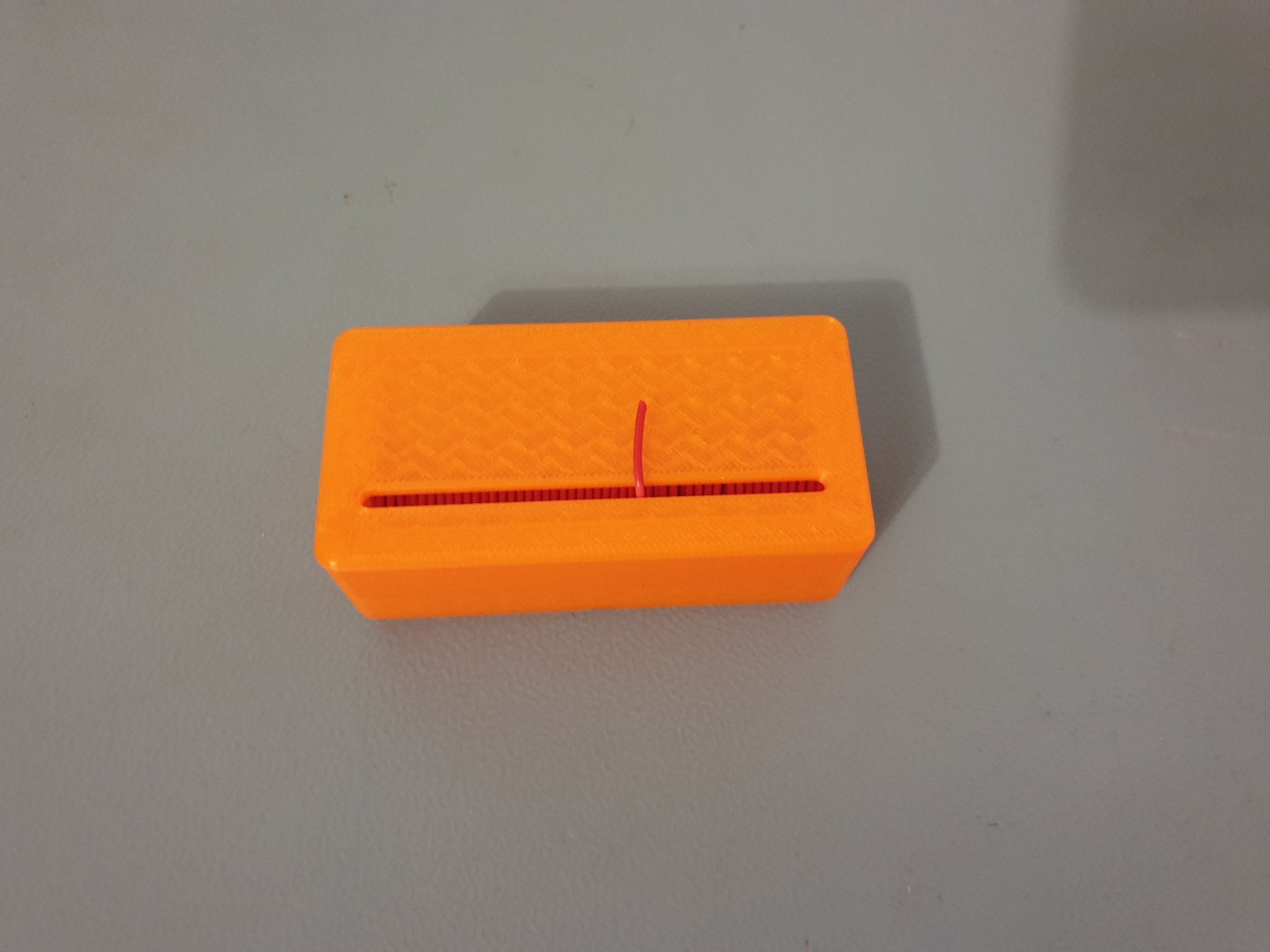 Thùng chứa dây Gridfinity 2x1x4 cho dây 10M