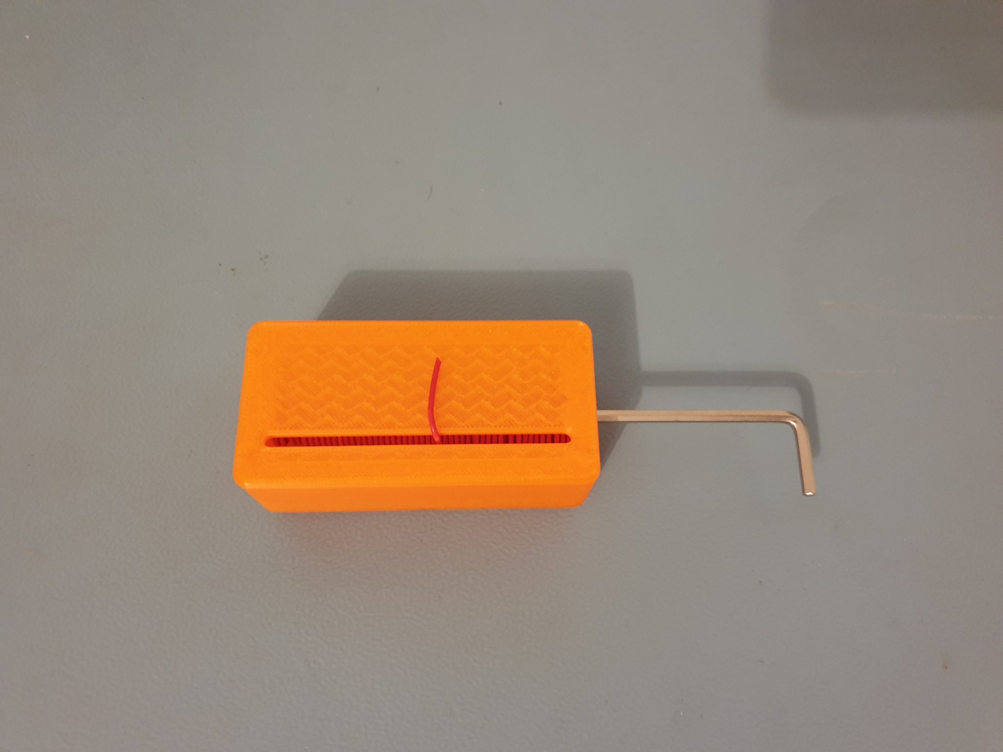 Thùng chứa dây Gridfinity 2x1x4 cho dây 10M