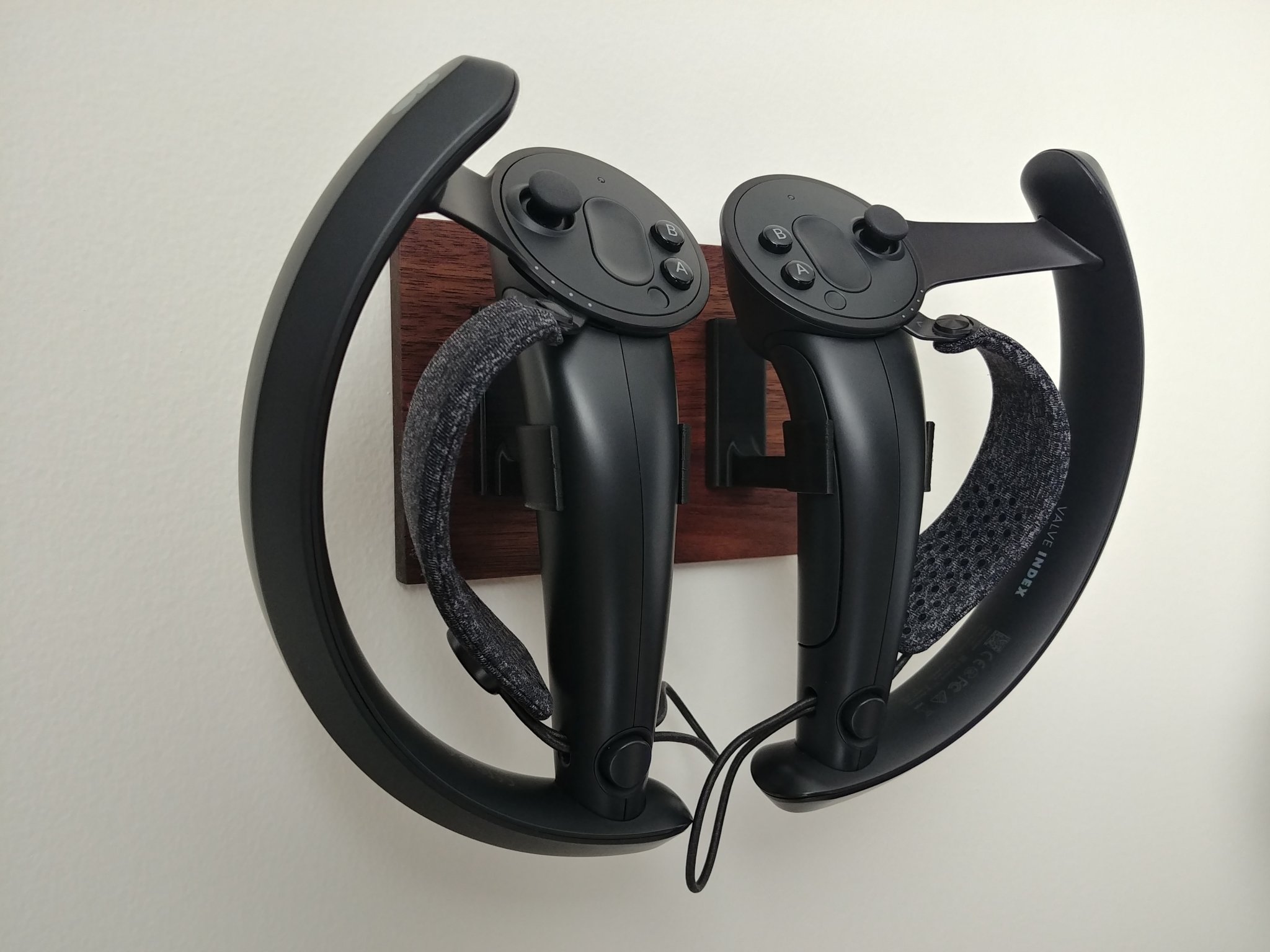 Giá đỡ gắn tường cho bộ điều khiển Valve Index