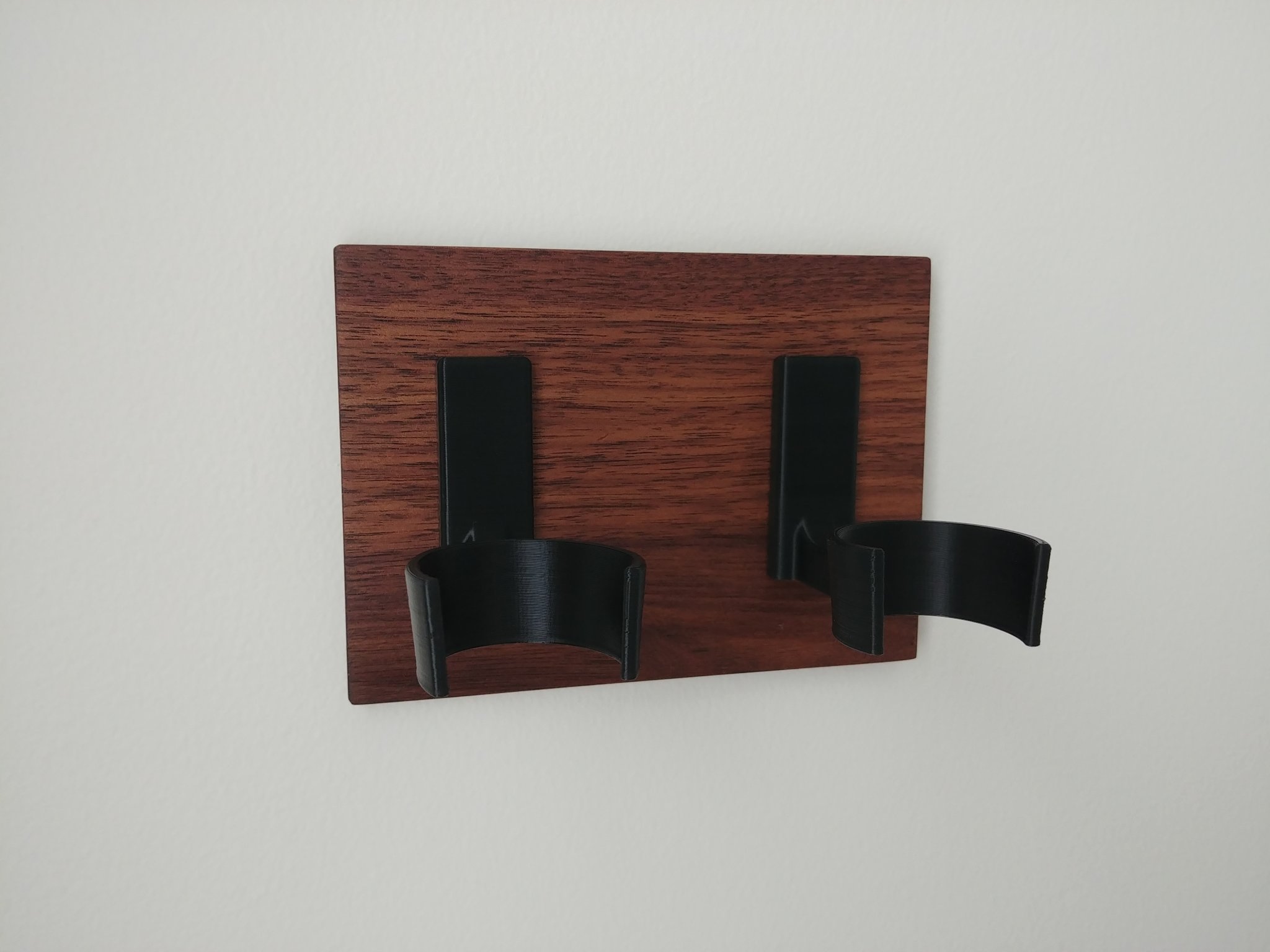 Giá đỡ gắn tường cho bộ điều khiển Valve Index