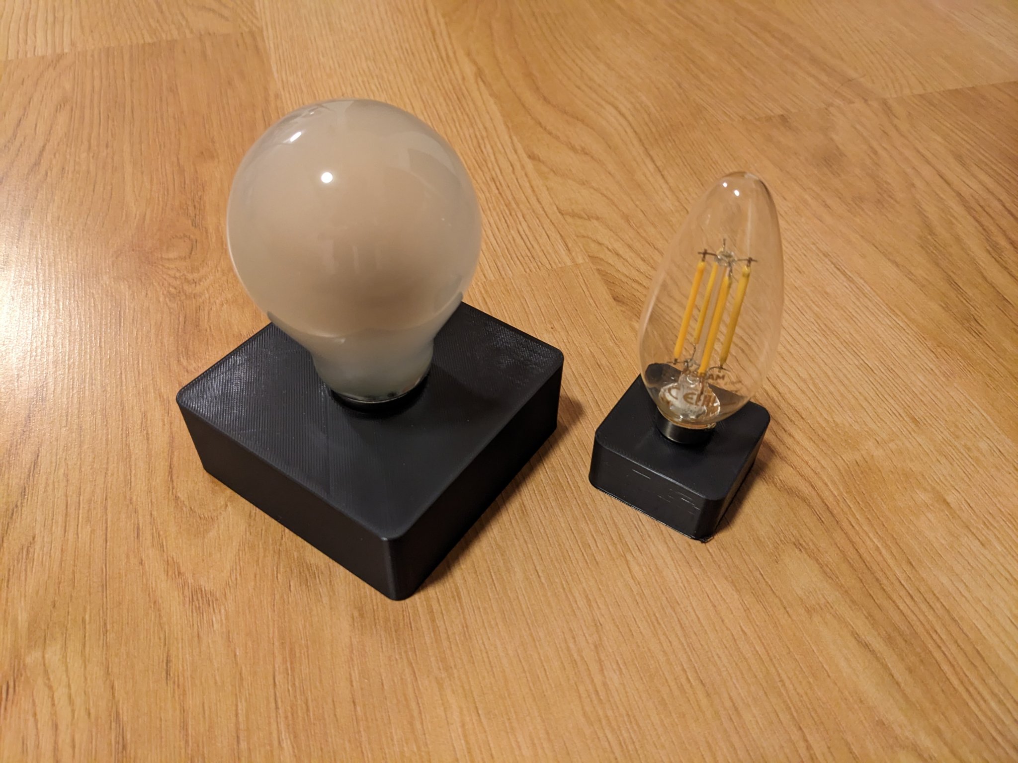 Bộ tổ chức bóng đèn E27 và E14 bằng khối chữ nhật