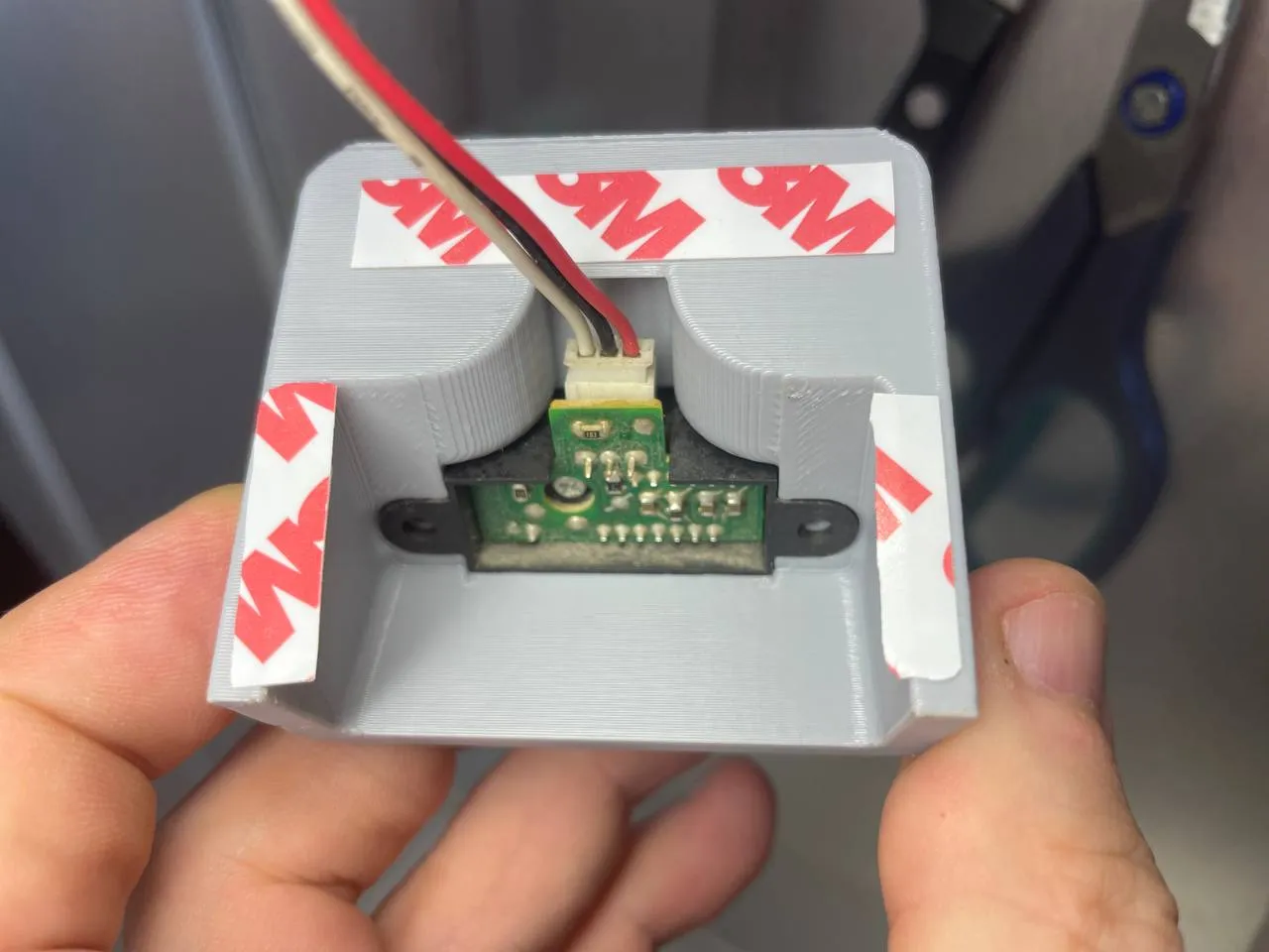 Giá đỡ cảm biến khoảng cách cho đèn bếp SHARP 2Y0A02