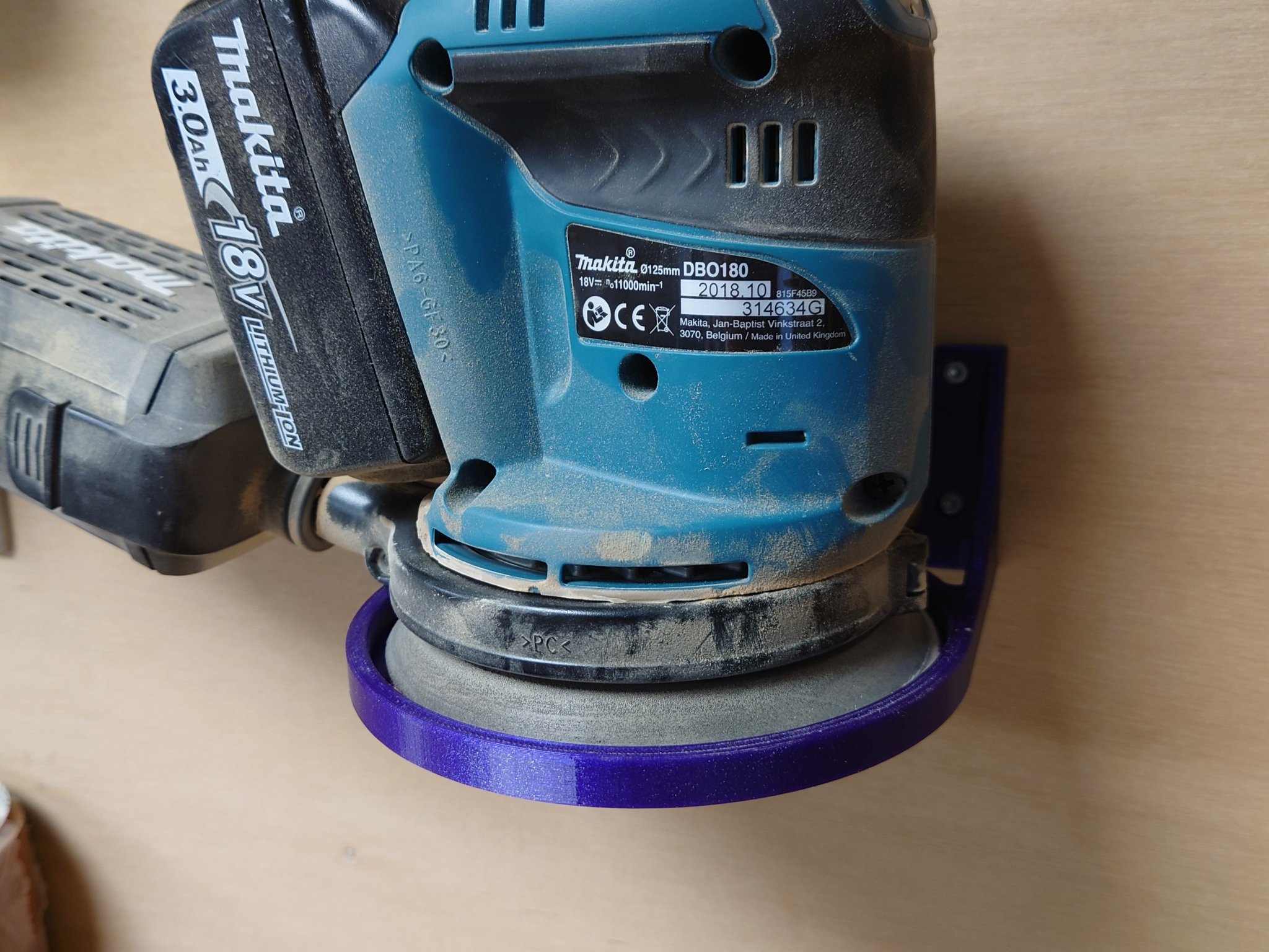 Giá đỡ treo tường cho máy chà nhám Ø125mm