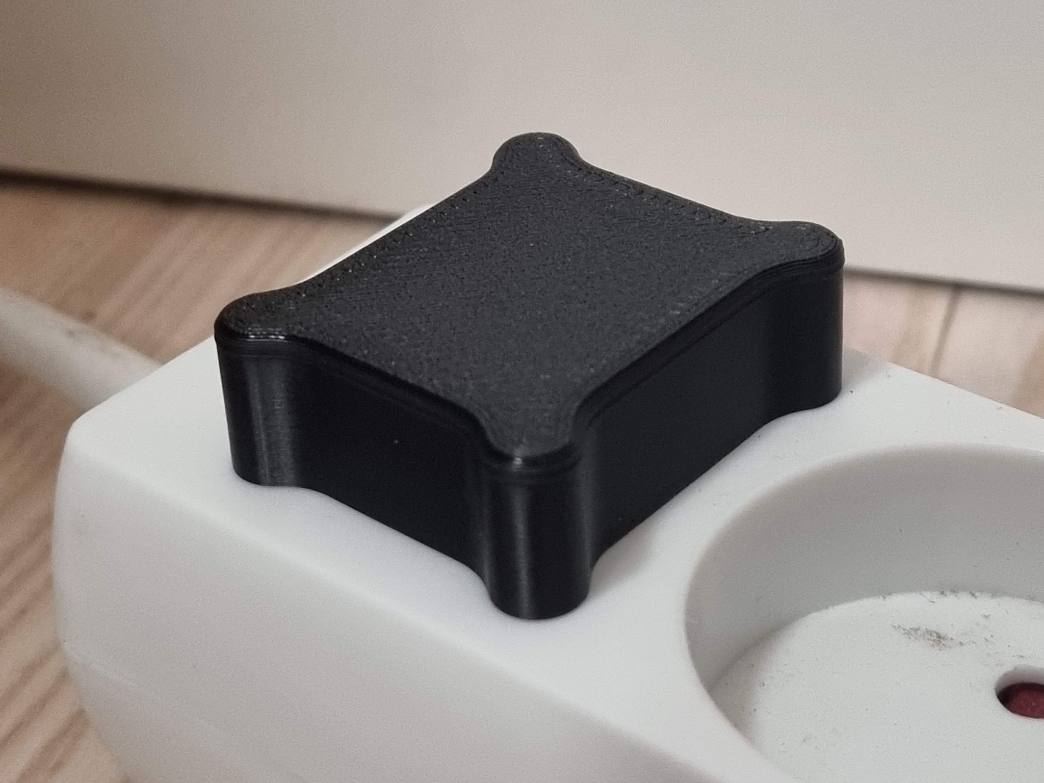 Nắp che ánh sáng và công tắc cho ổ cắm điện