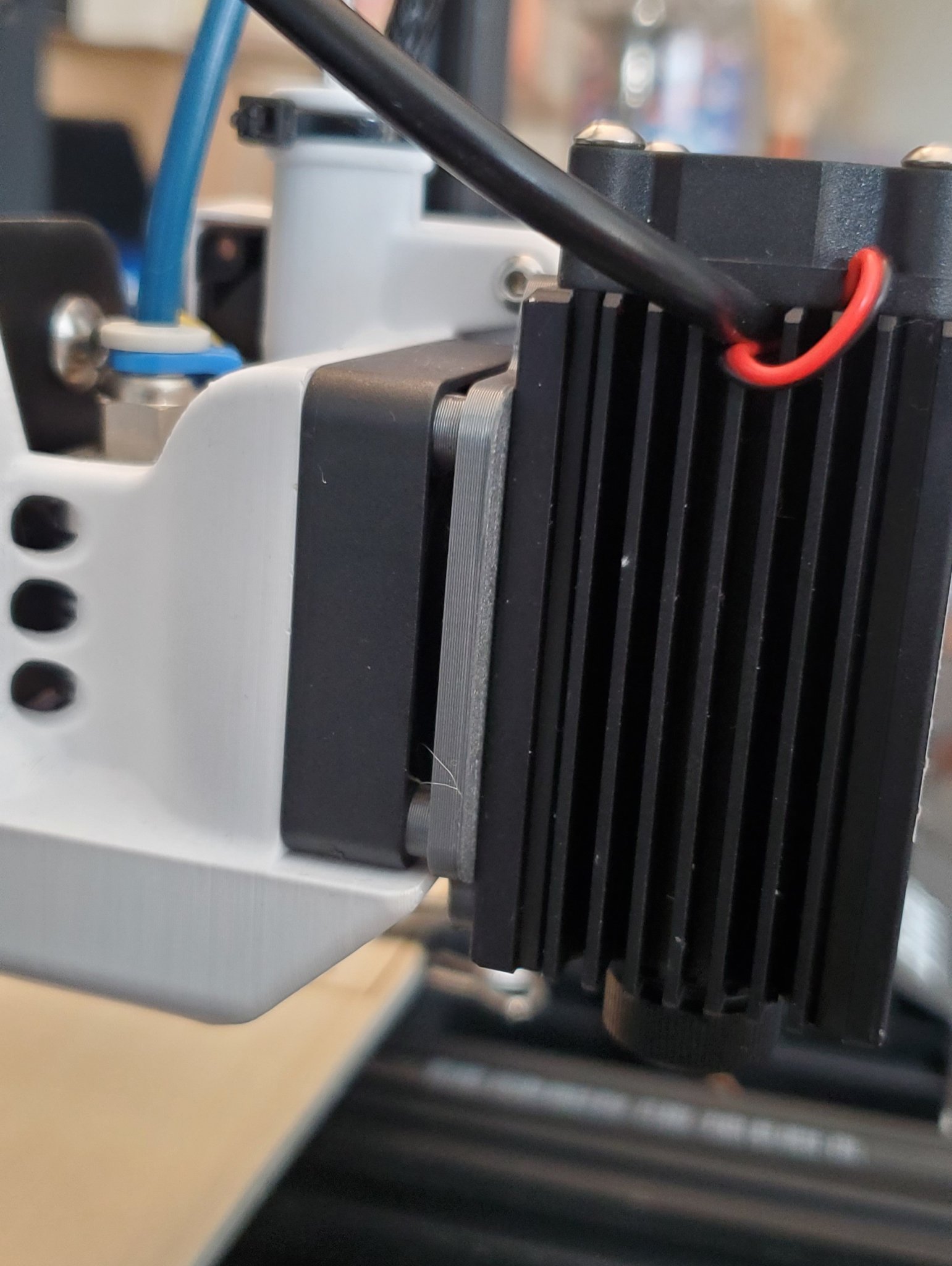 Giá đỡ laser cho mô-đun Creality Laser và quạt Red Squirrel
