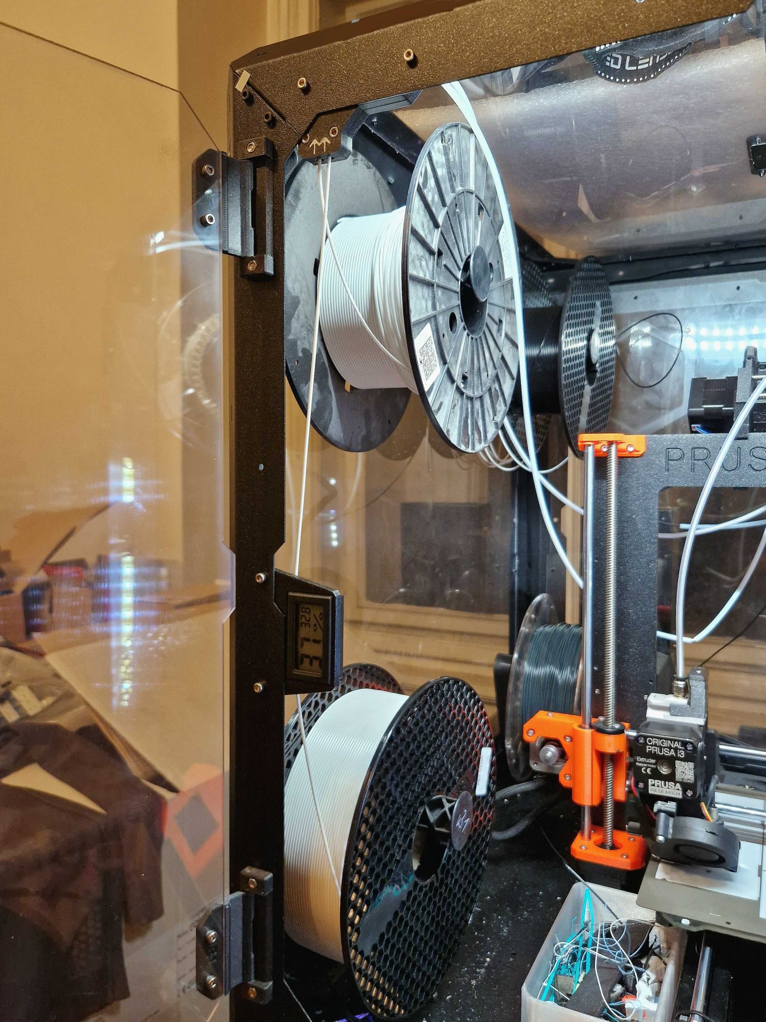 Hướng dẫn kép cho filament trong enclosure Prusa