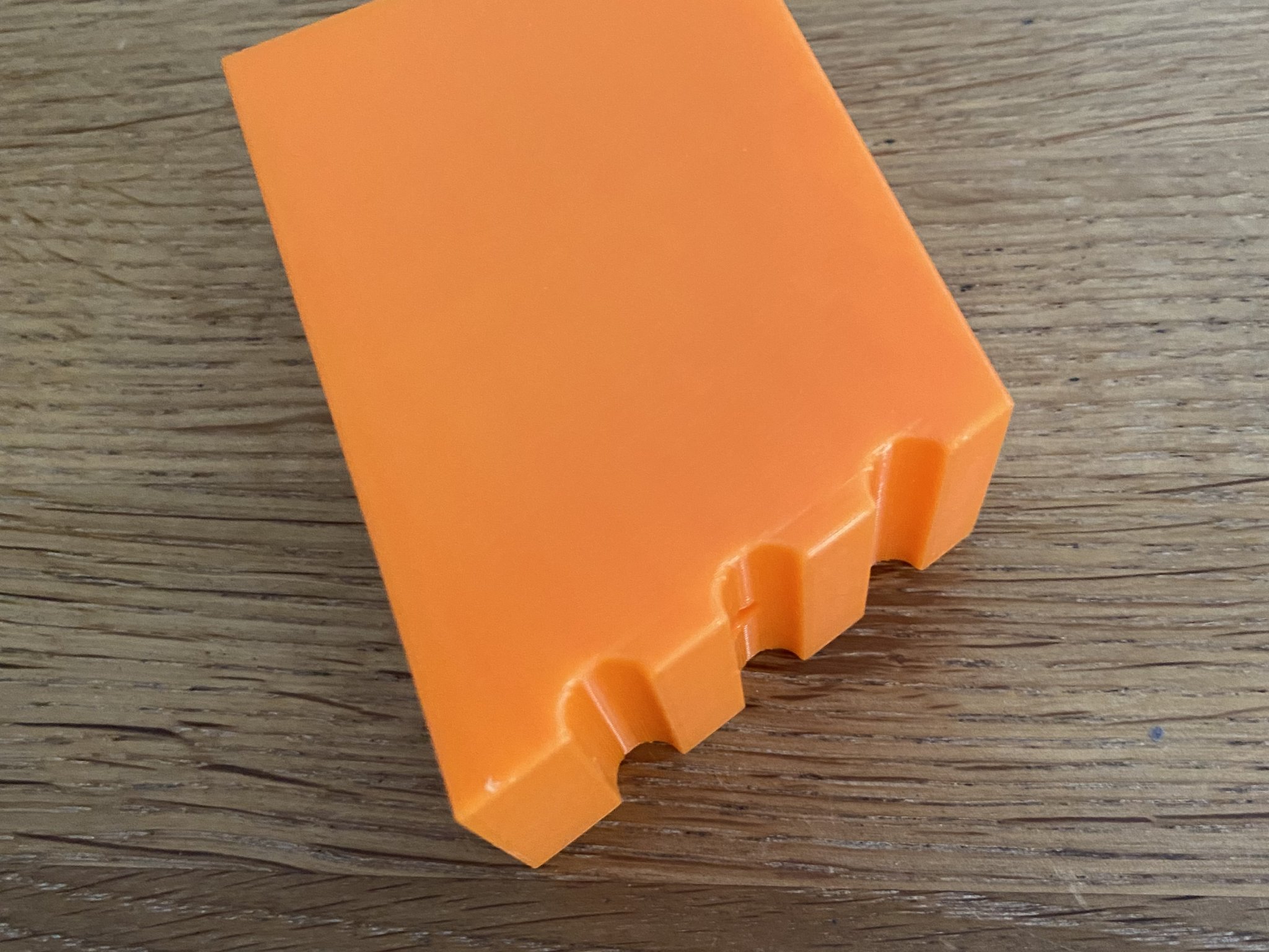 Nắp chân nâng giường tắm nắng Stern 5cm cho máy cắt cỏ