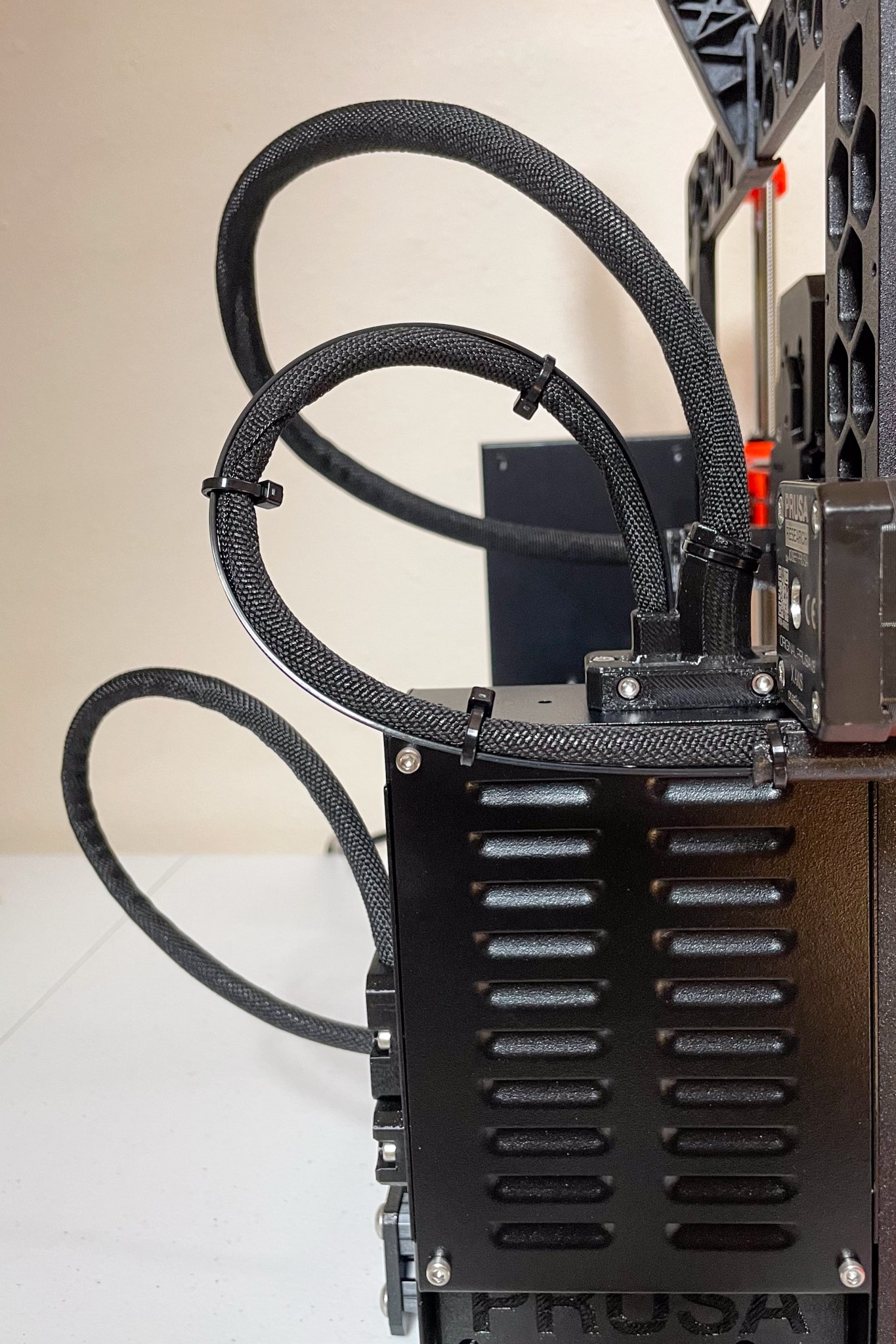 Hỗ trợ giảm căng cho trục X Prusa Mk4 với dây kéo