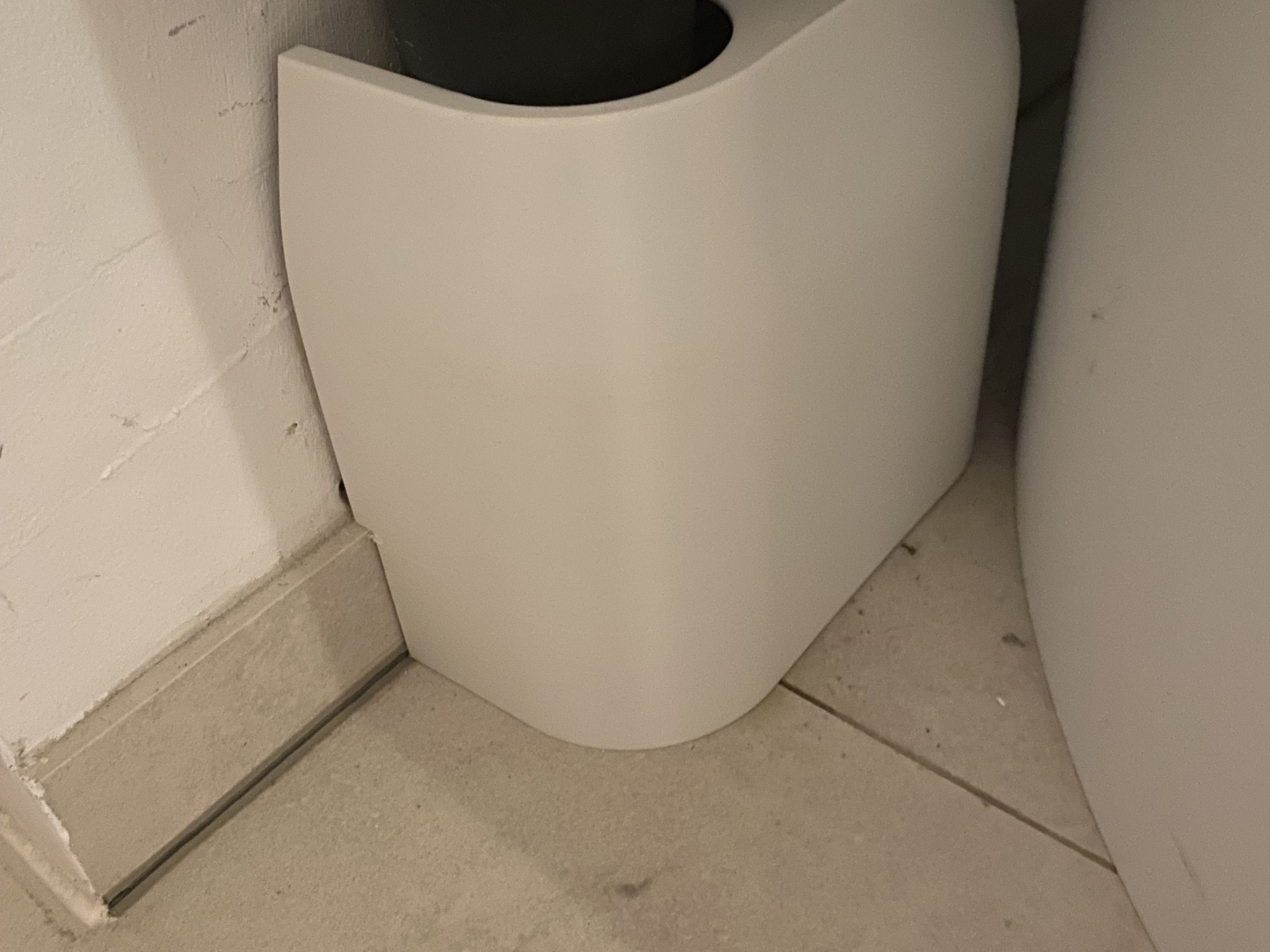 Vỏ ống cho ống thoát KG 120mm trong máy bơm nhiệt nước muối