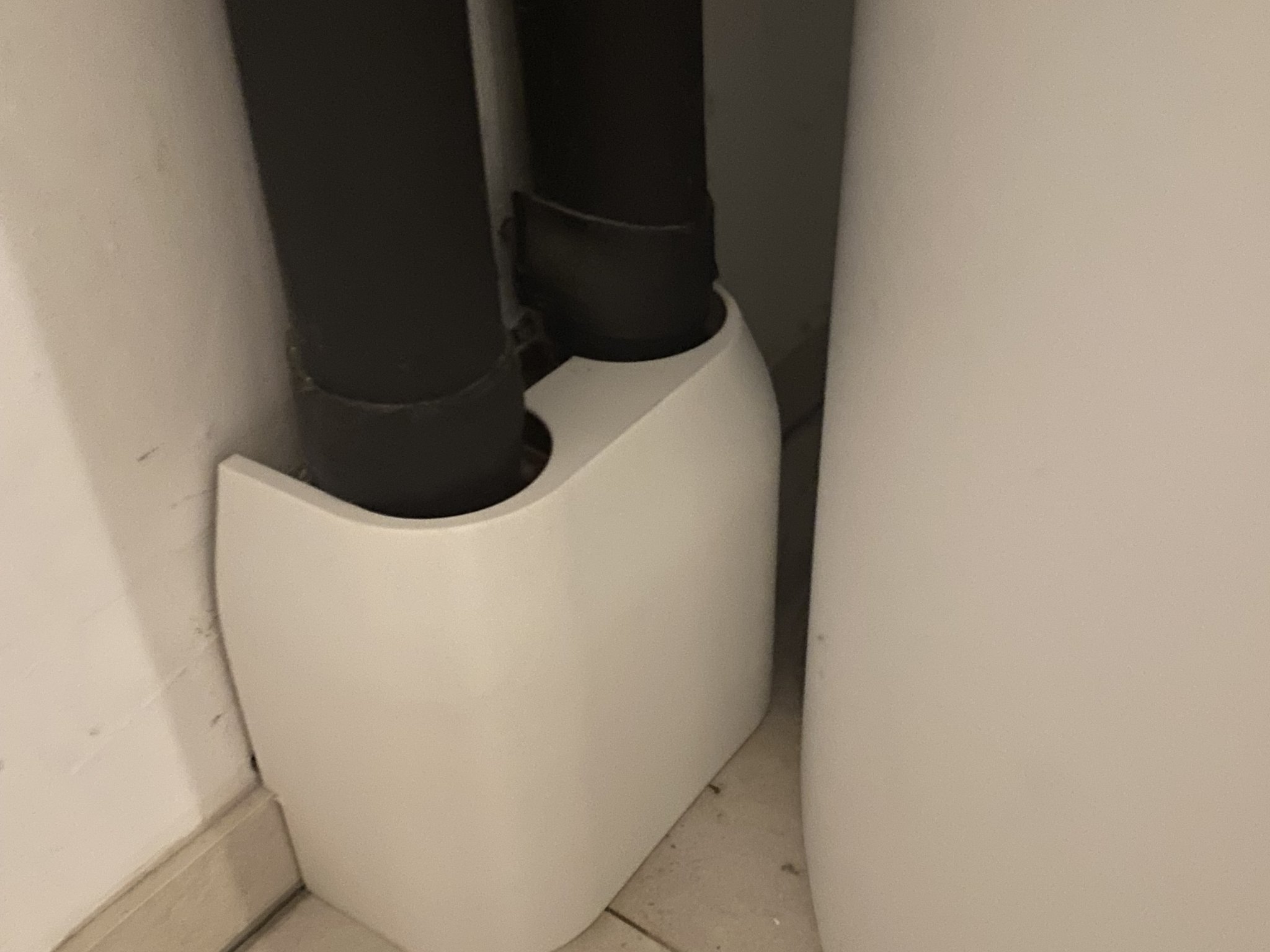 Vỏ ống cho ống thoát KG 120mm trong máy bơm nhiệt nước muối