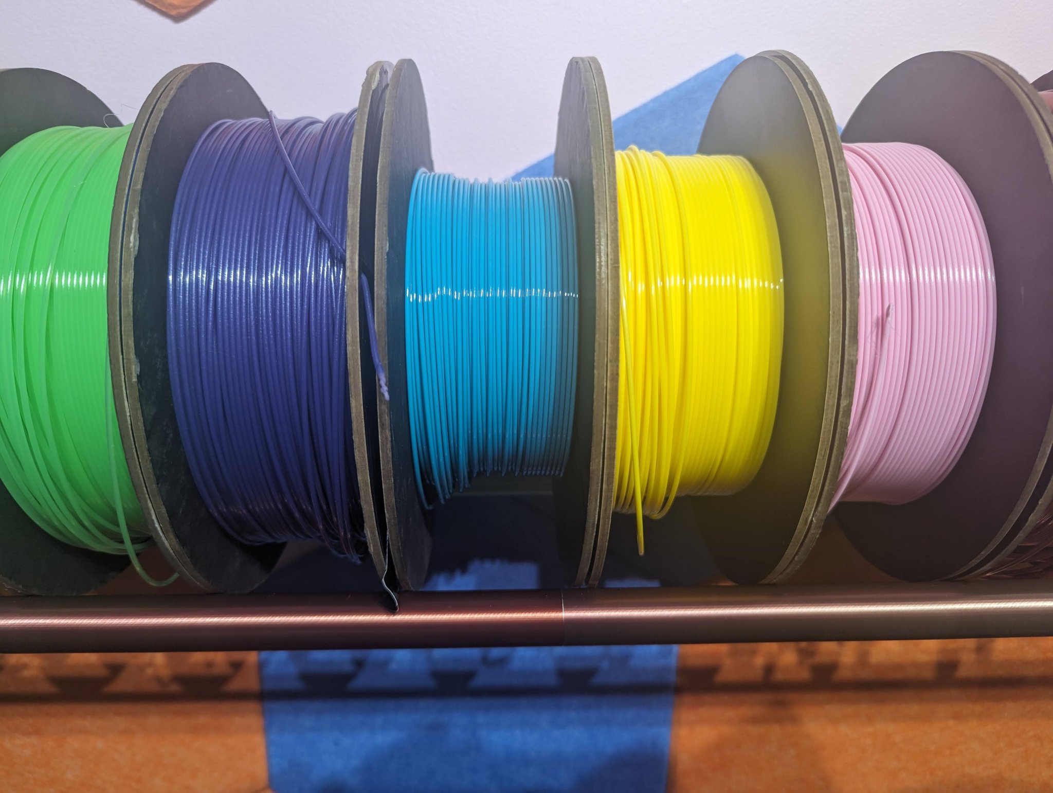Vỏ bọc EMT 1/2" cho giá đỡ filament RepRack