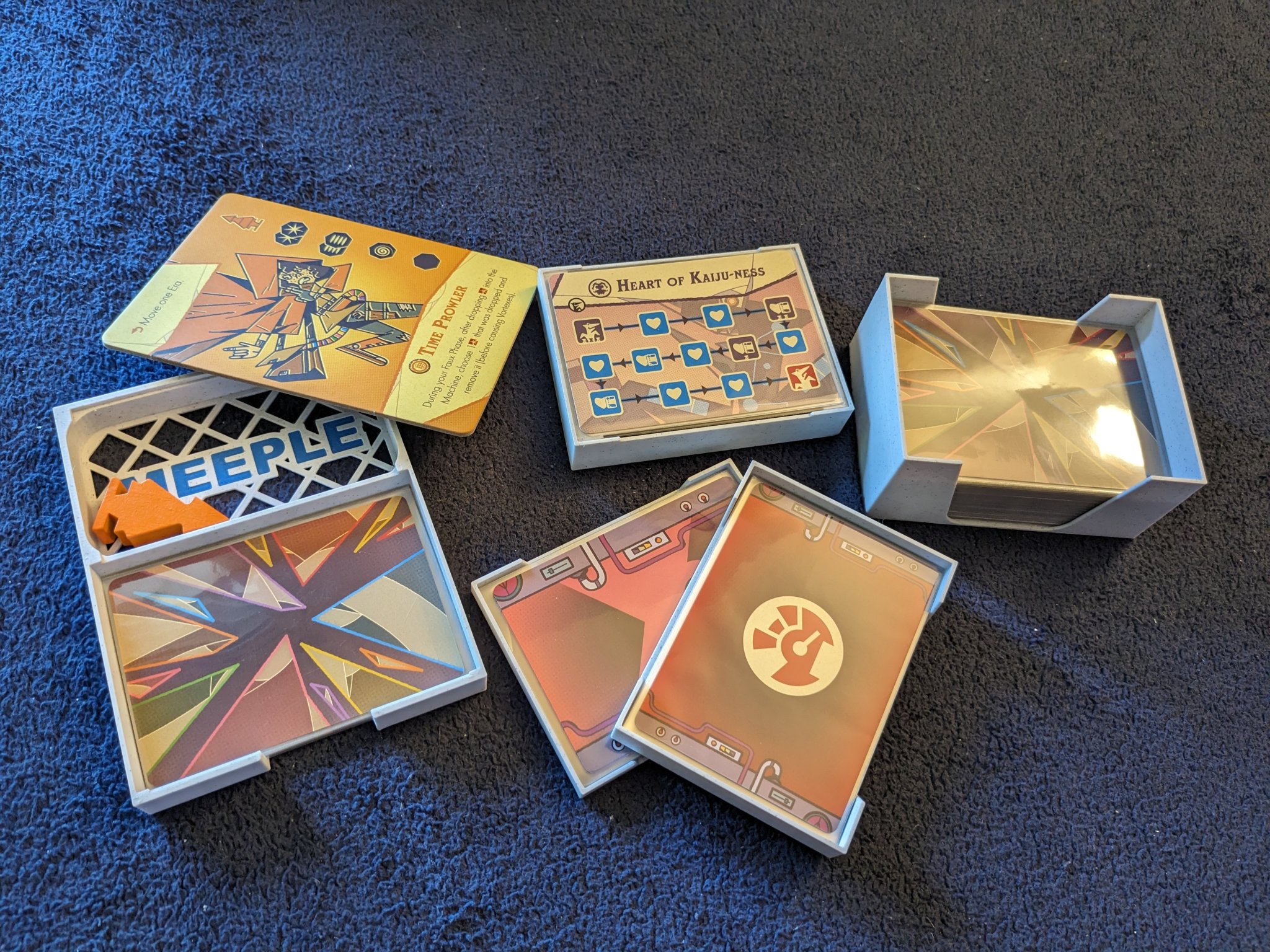 Bộ đựng thẻ game The Loop cho bìa lớn hơn