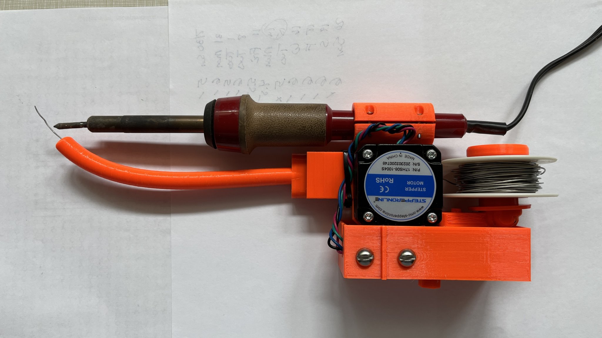 Máy cấp dây hàn tự động một tay