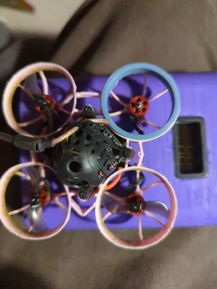 Giá đỡ ống dẫn cho drone Tiny Whoop