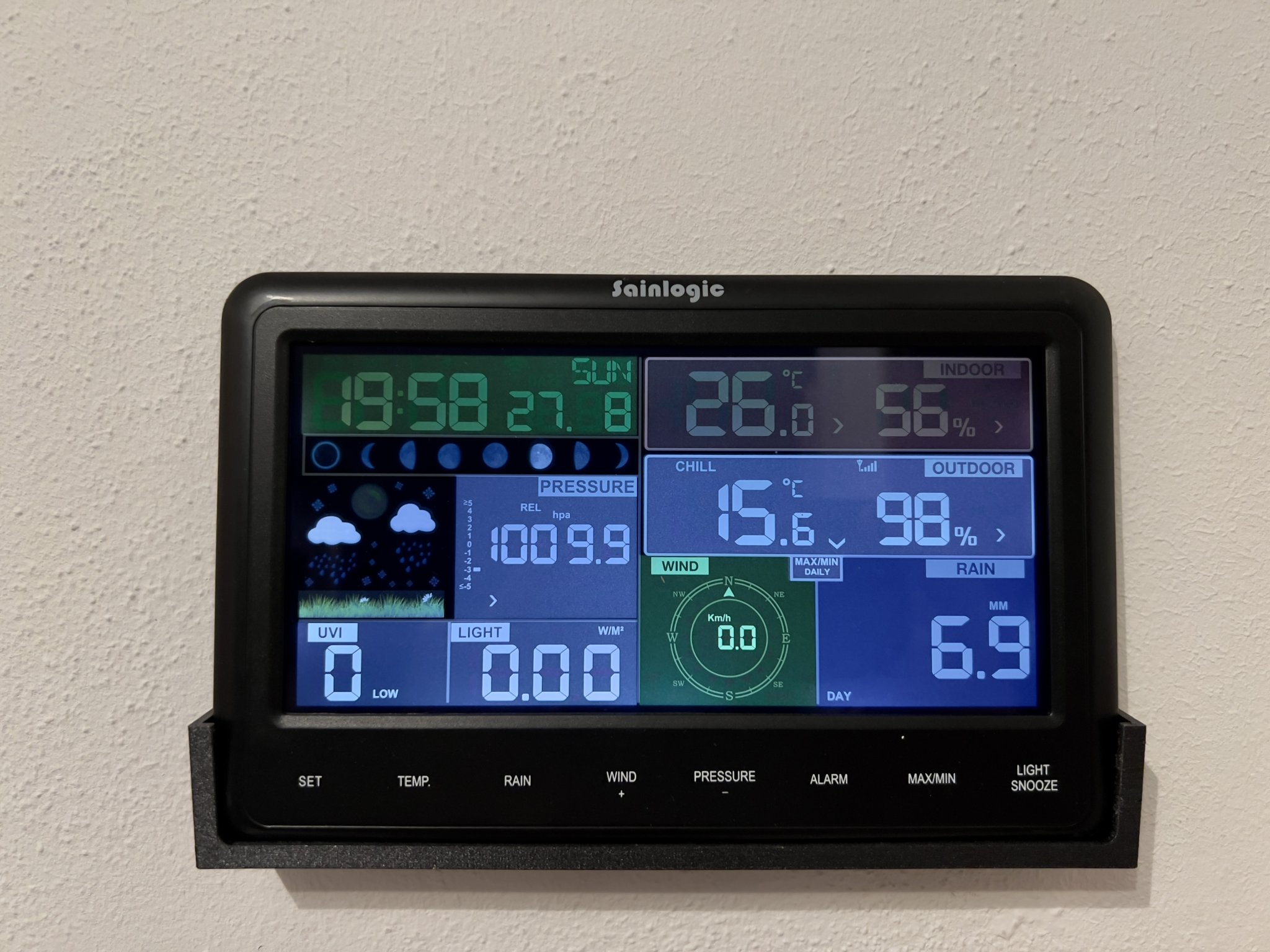 Giá đỡ tường cho bộ thu Sainlogic WS3500