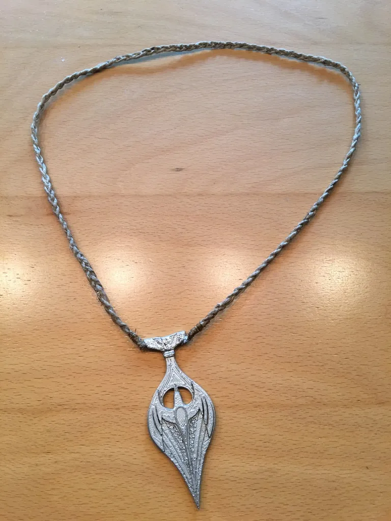 Dây chuyền Kynareth không có đá từ Skyrim