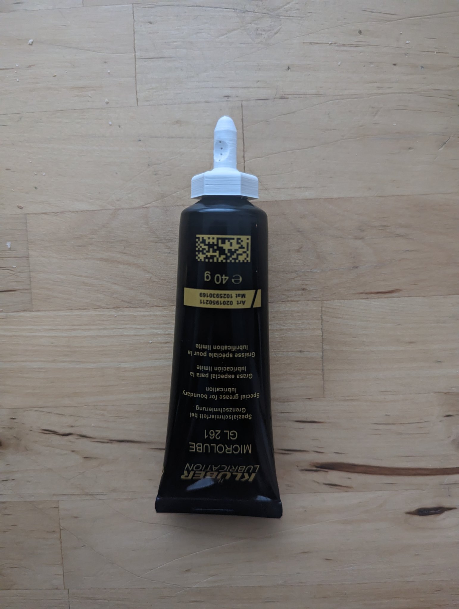 Ứng dụng bôi trơn Klüber Microlube GL 261 (tuýp 40g) LM8UU