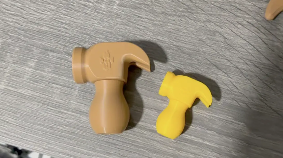 Búa và liềm mini dễ thương cho trẻ em