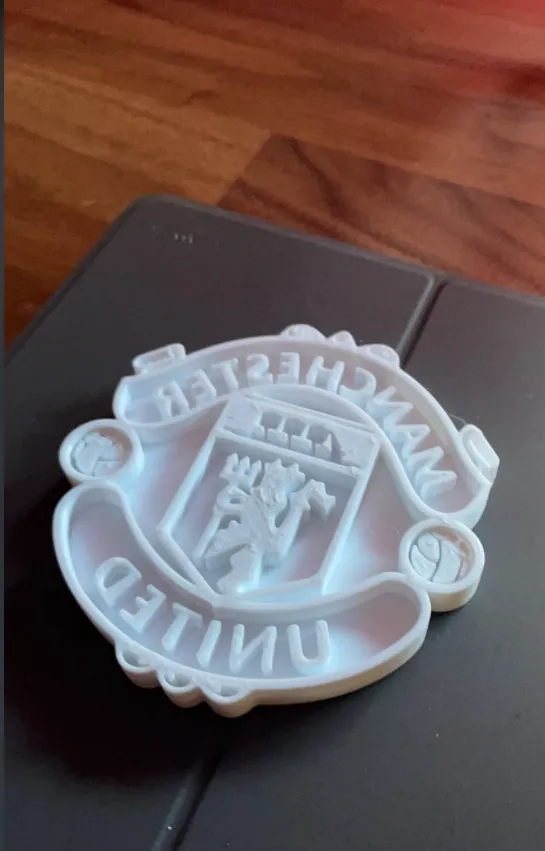 Công cụ cắt bánh quy hình logo Manchester United