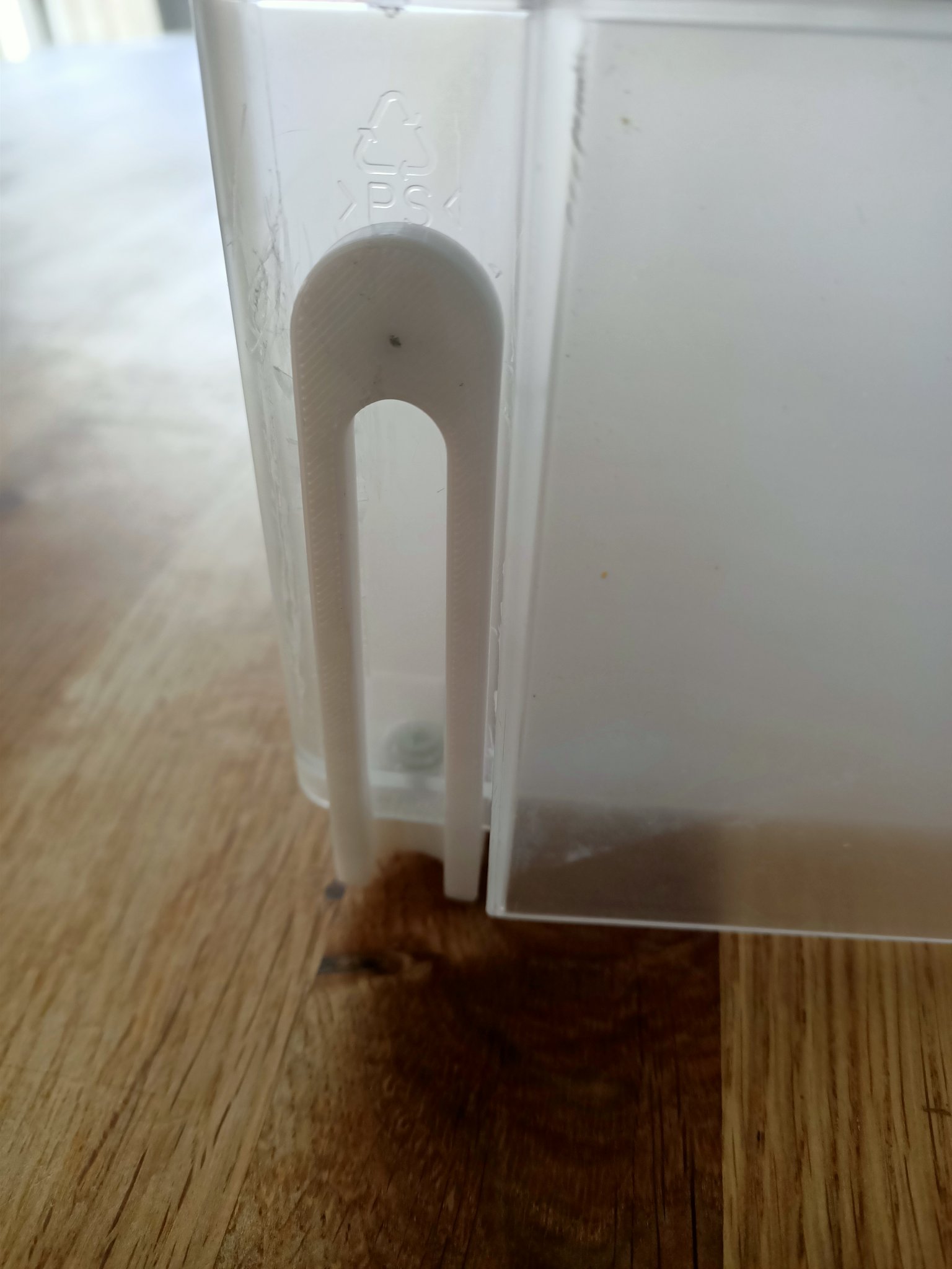 Giá đỡ cửa tủ lạnh Siemens sửa chữa đơn giản