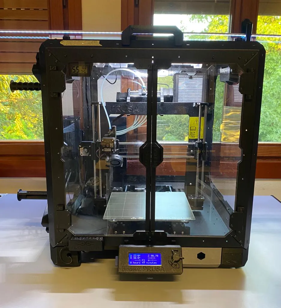 Chân và hộp dụng cụ cho máy in 3D Prusa