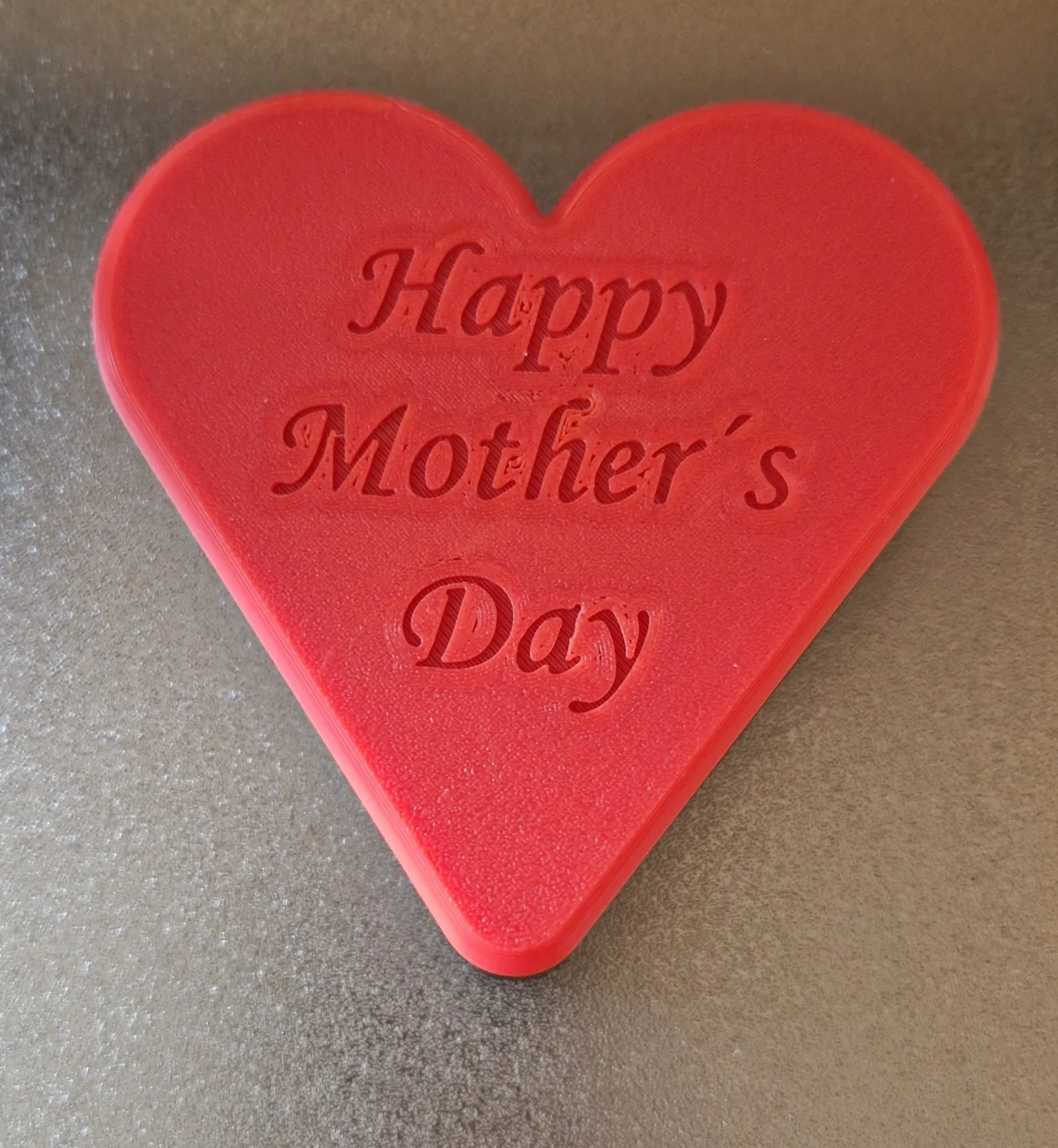 Hộp quà hình trái tim chúc mừng Ngày của Mẹ