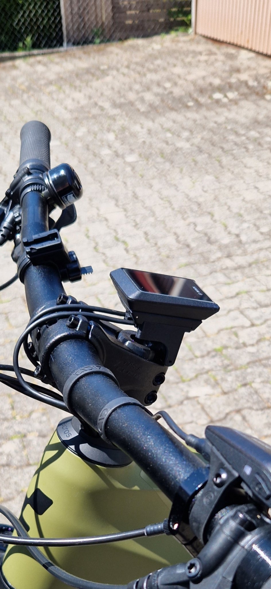 Giá đỡ Bosch Kiox 300 cho tay lái xe đạp điện