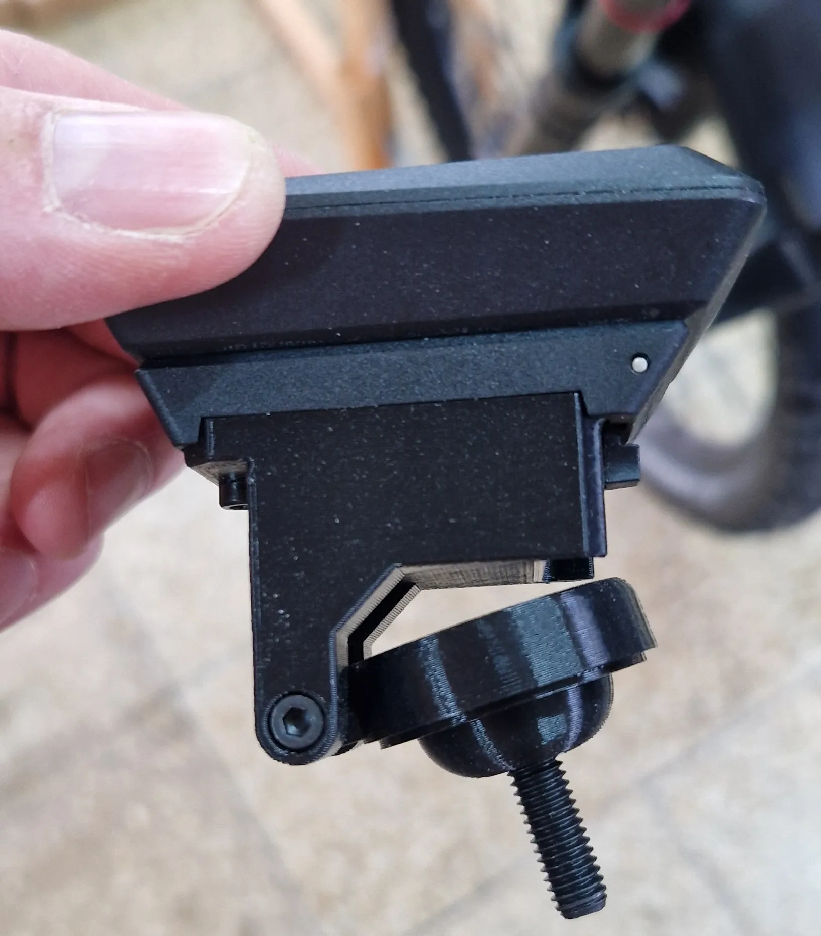 Giá đỡ Bosch Kiox 300 cho tay lái xe đạp điện