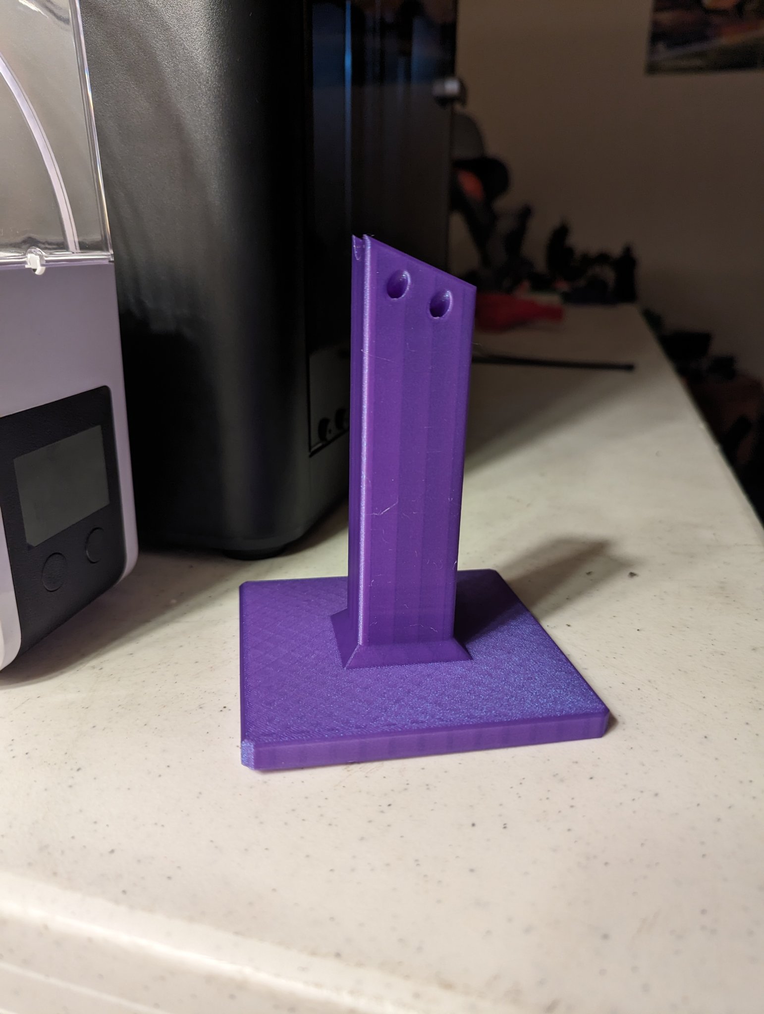 Giá đỡ cho bàn nhựa gập với độ nghiêng hỗ trợ