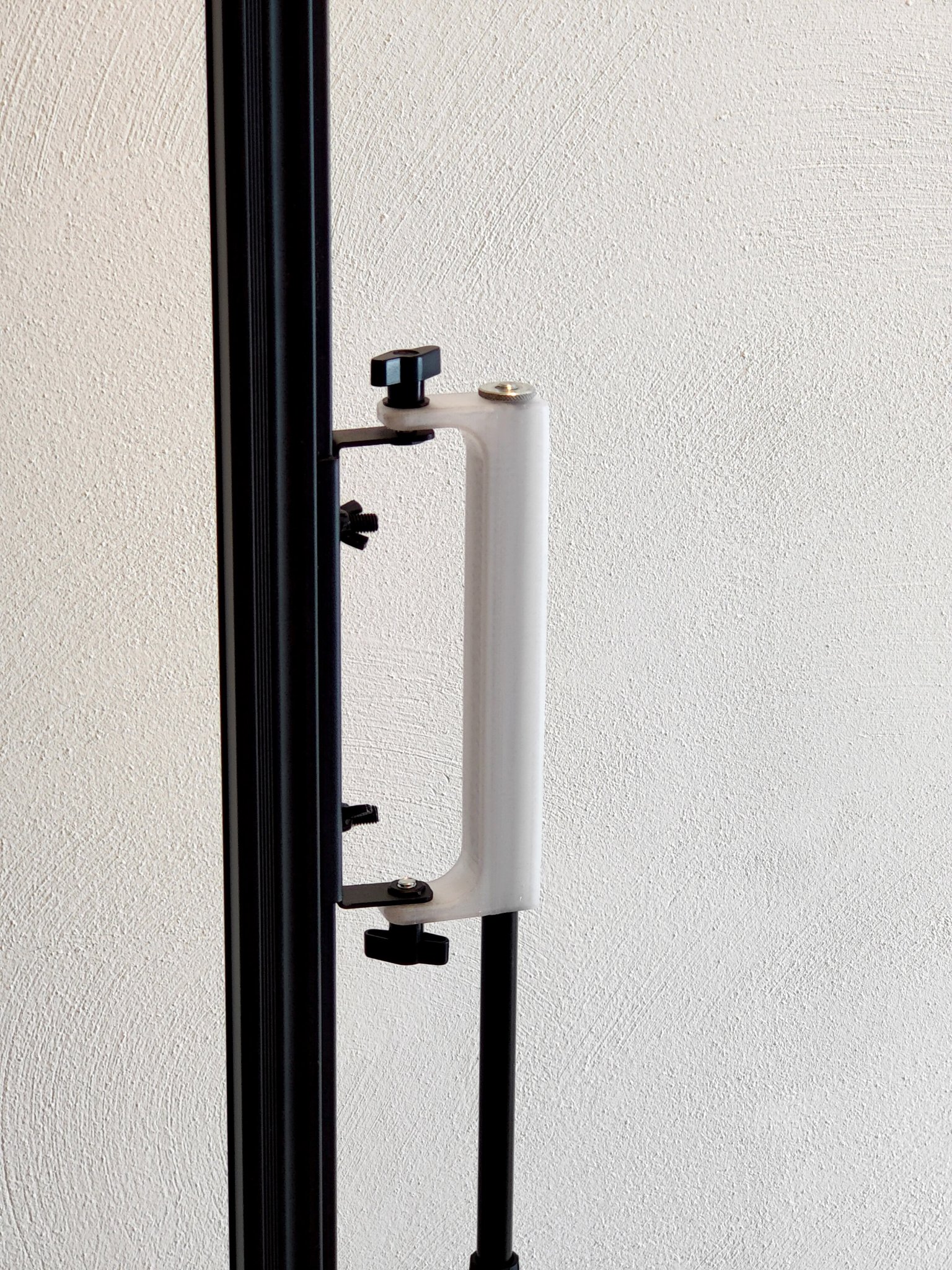 Giá đỡ đèn LED Showtec Pixelstrip 40 cho chân micro