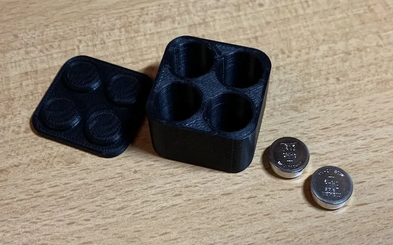 Hộp lưu trữ pin LR44 nhỏ gọn