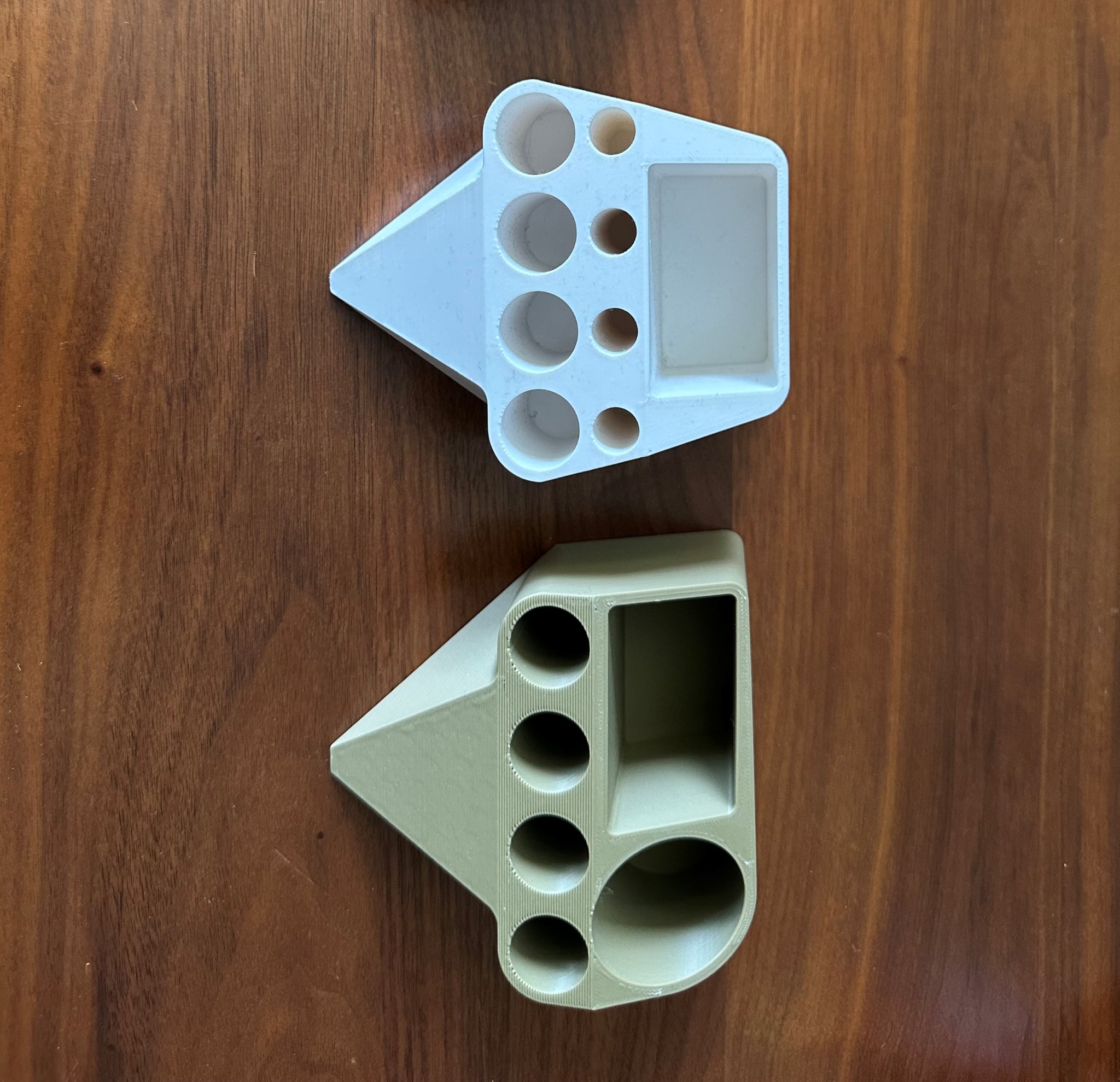 Bộ tổ chức bút lông trắng cho văn phòng và gia đình