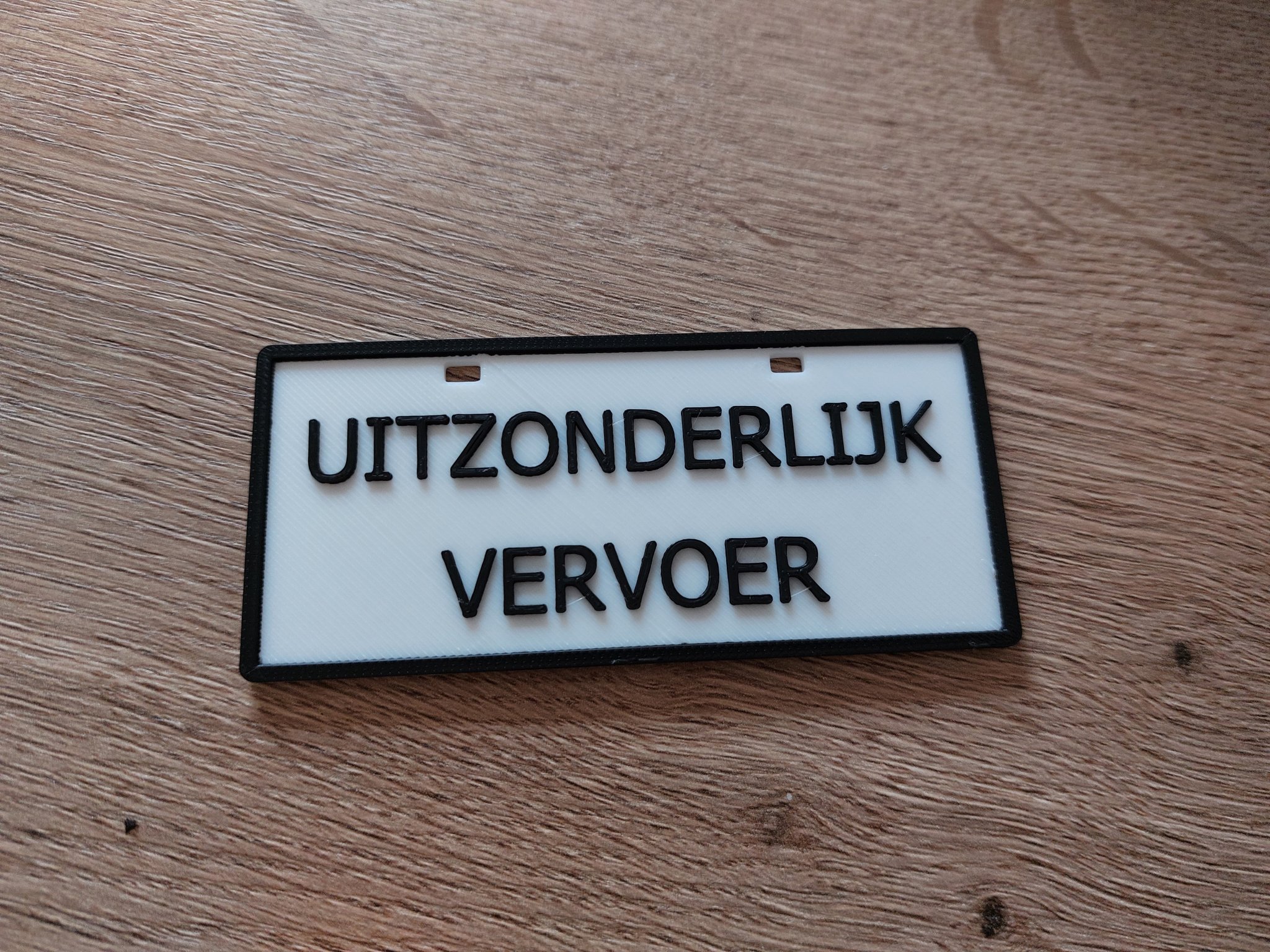 Biển số xe đạp tùy chỉnh với 2 kích thước khác nhau