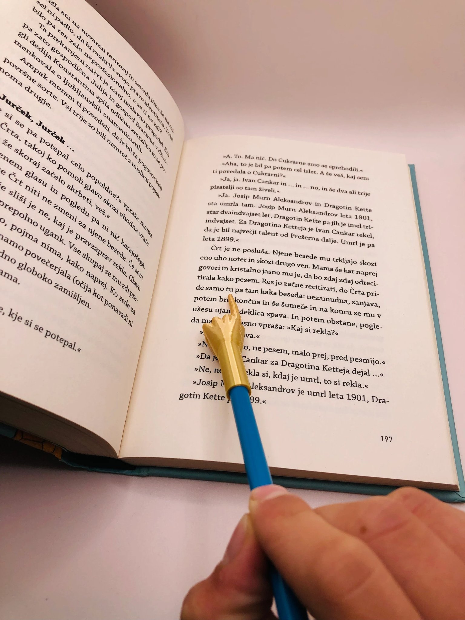 Bút chì đỉnh cao giúp tập trung cho trẻ em khi đọc sách