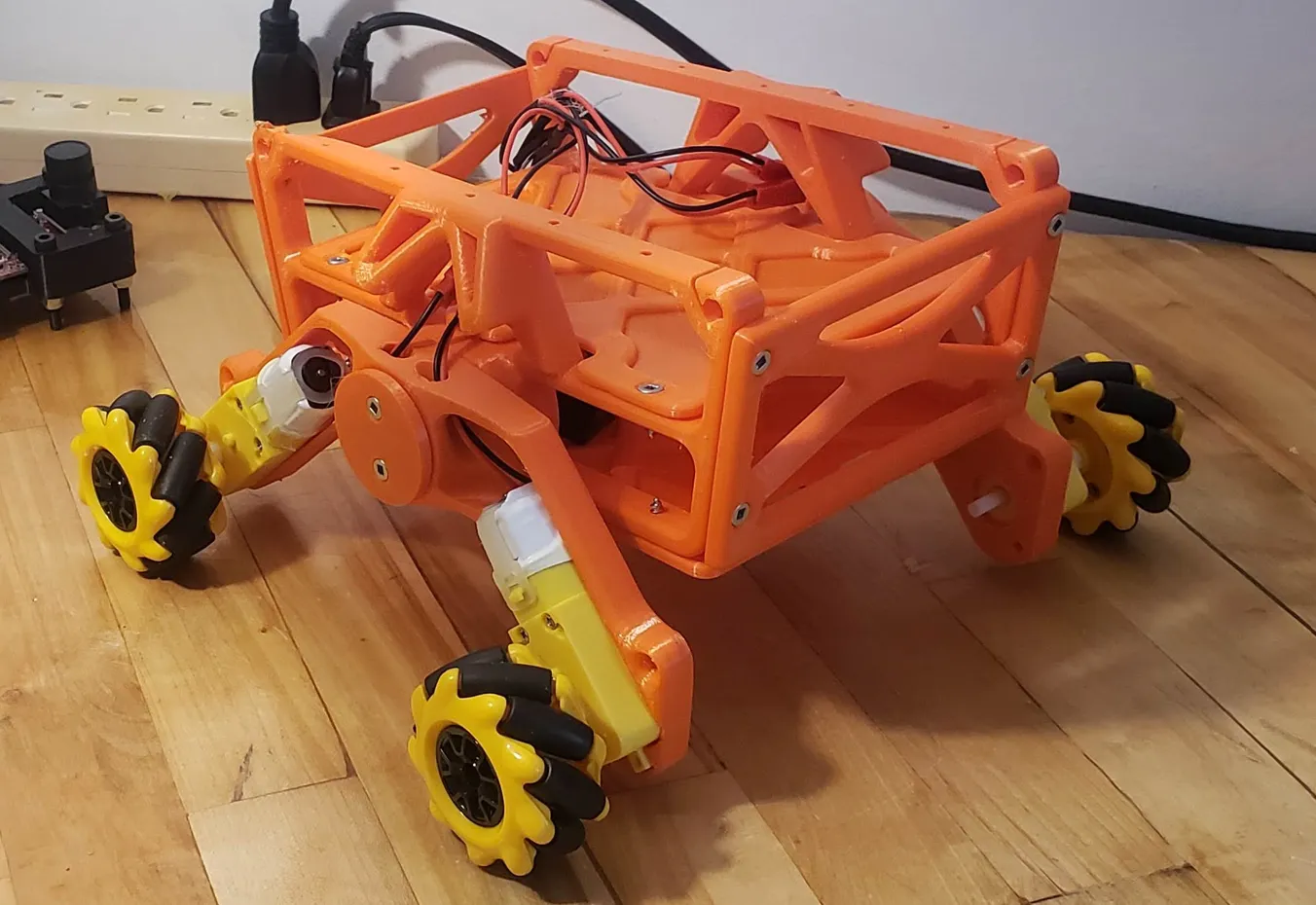 Nền tảng robot địa hình giá rẻ và dễ lắp ráp