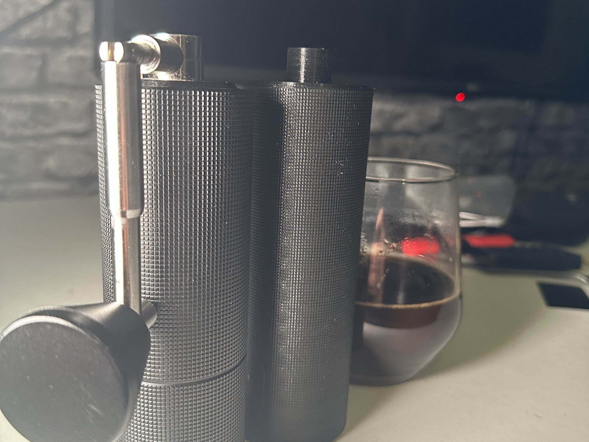 Bình đựng cà phê thiết kế lấy cảm hứng từ Timemore