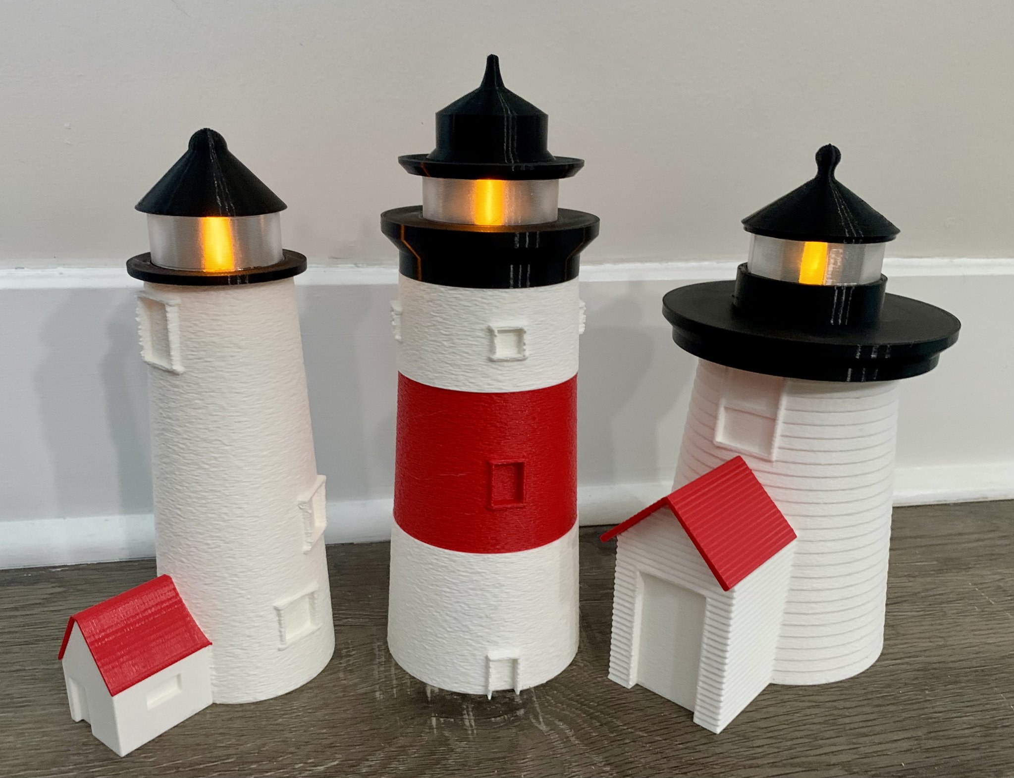 Mô hình đèn hải đăng có chỗ để nến trà