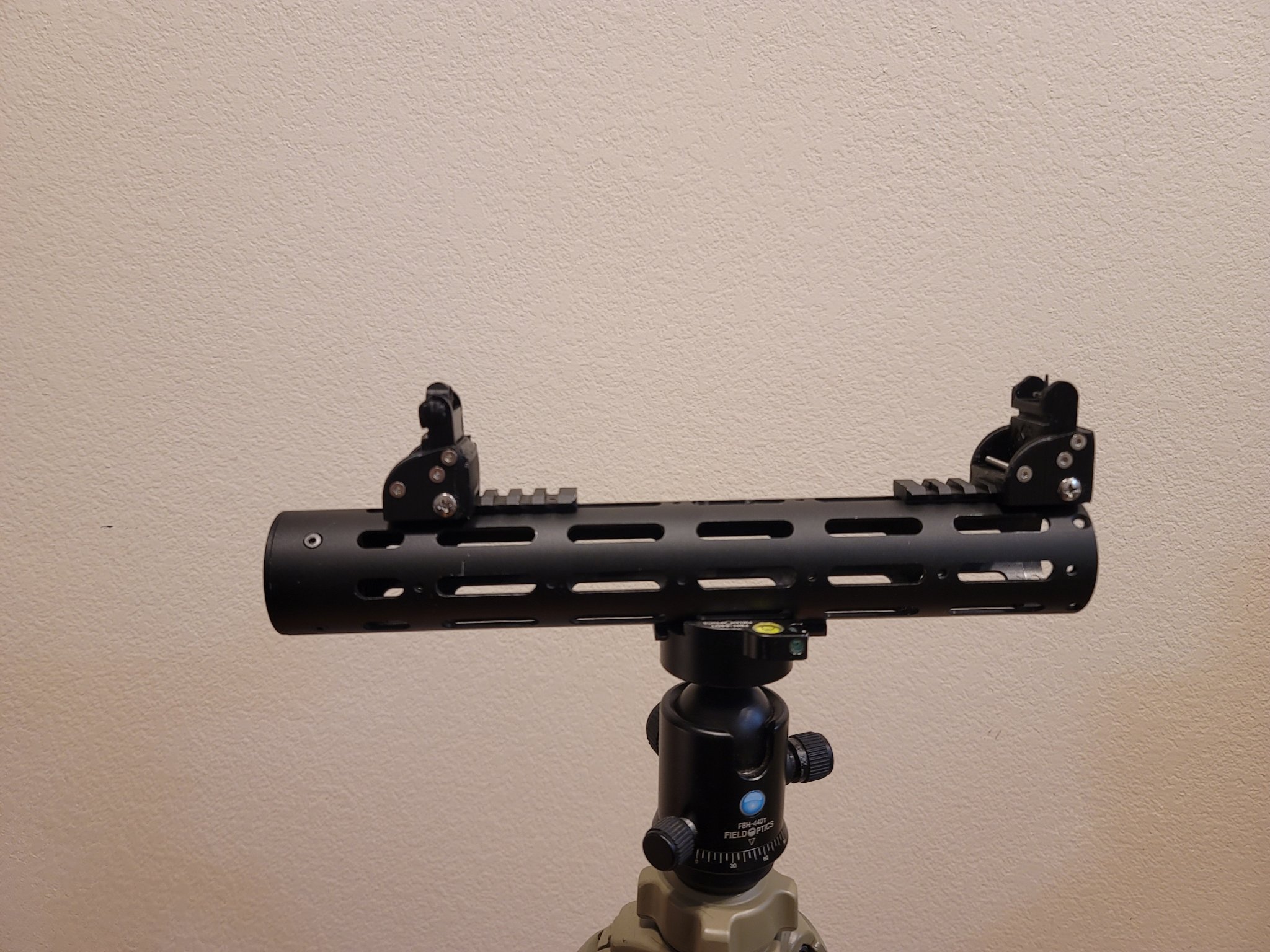 **Mô hình ngắm dự phòng True Sight BUIS cho chiến đấu tầm xa**