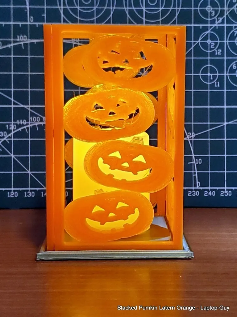 Đèn lồng bí ngô xếp chồng trang trí Halloween