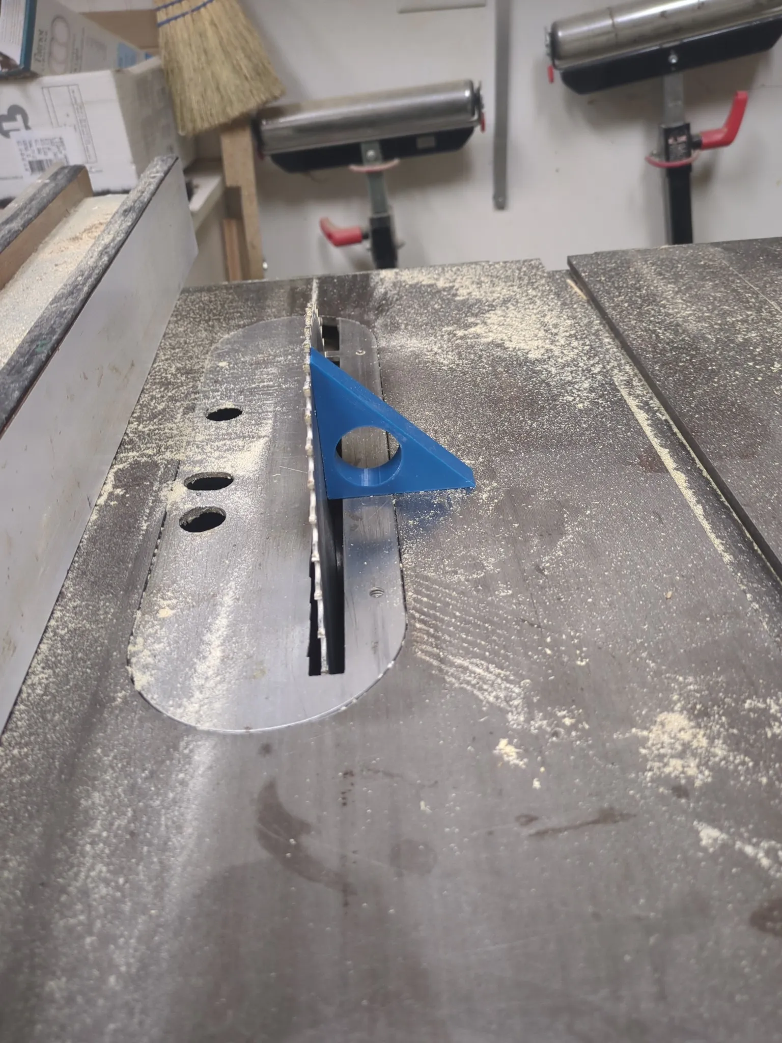 Hướng dẫn cưa bàn 90/45 độ cao 2.5