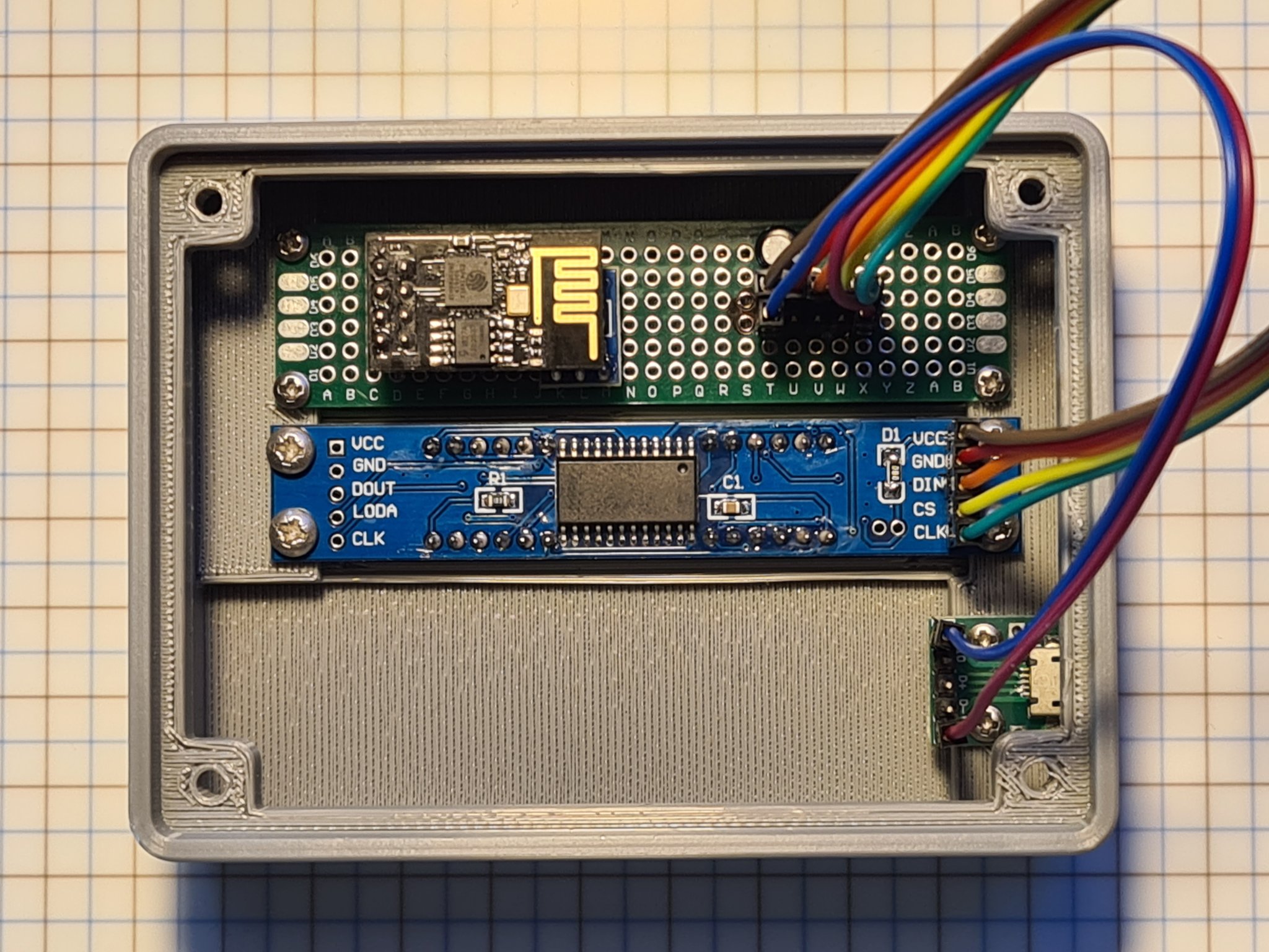 Bộ đếm lượt tải dựa trên ESP8266 cho hồ sơ Printables
