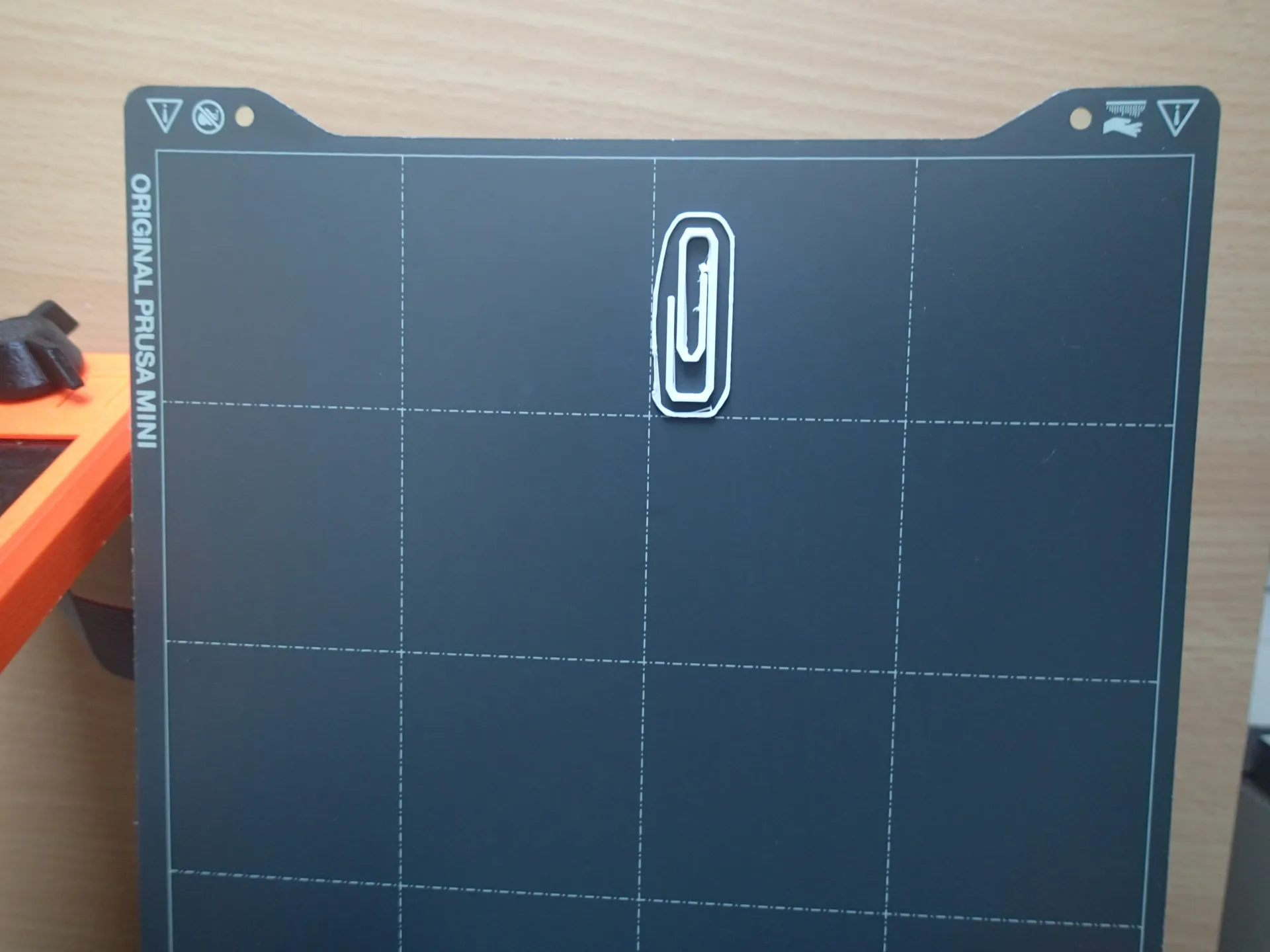 Kẹp giấy hình vuông cho văn phòng