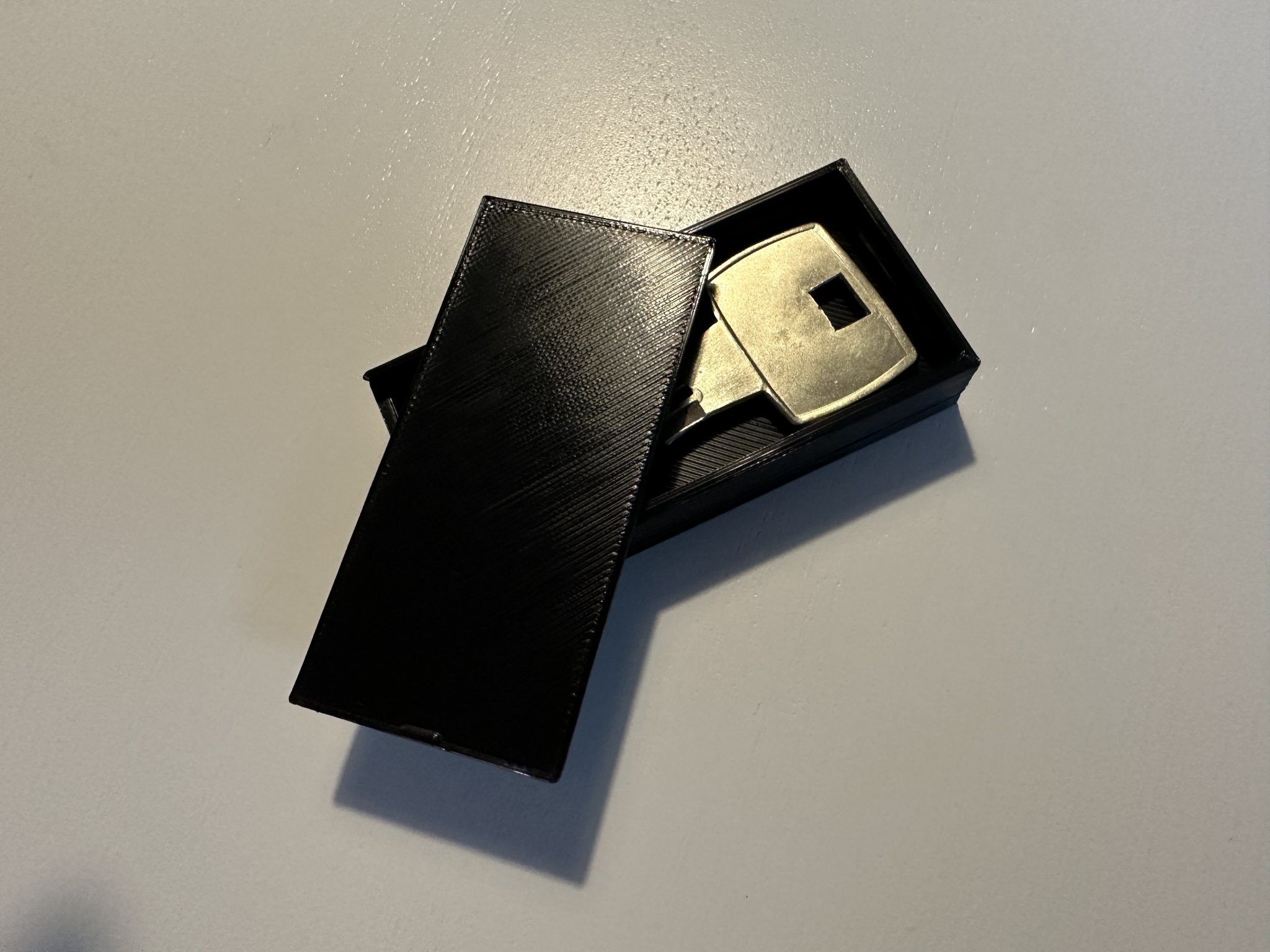 Hộp khóa từ tính lớn cho chìa khóa nhà châu Âu