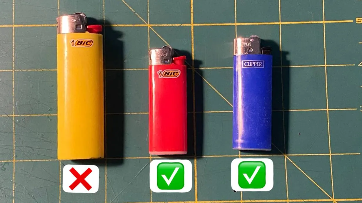 Cuộn dây đa năng với ngăn chứa dao utility và bật lửa