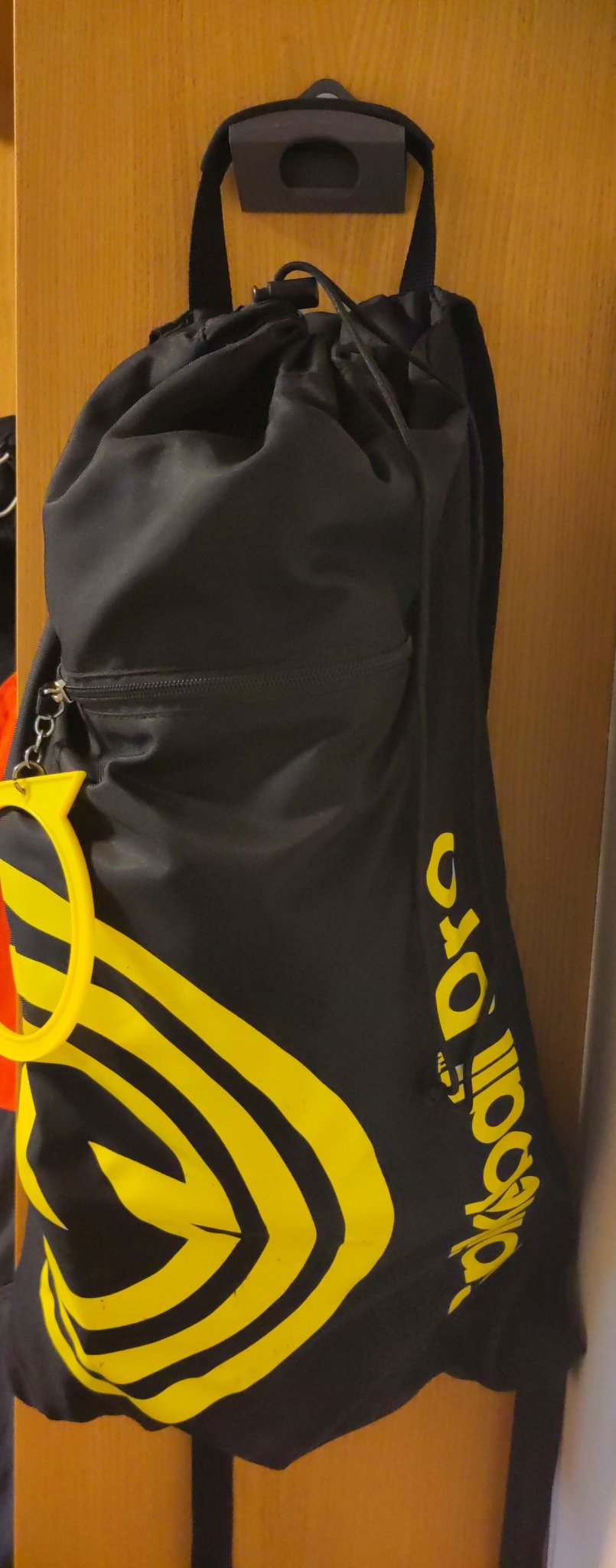 Giá treo balo treo tường cho bộ Spikeball-Pro