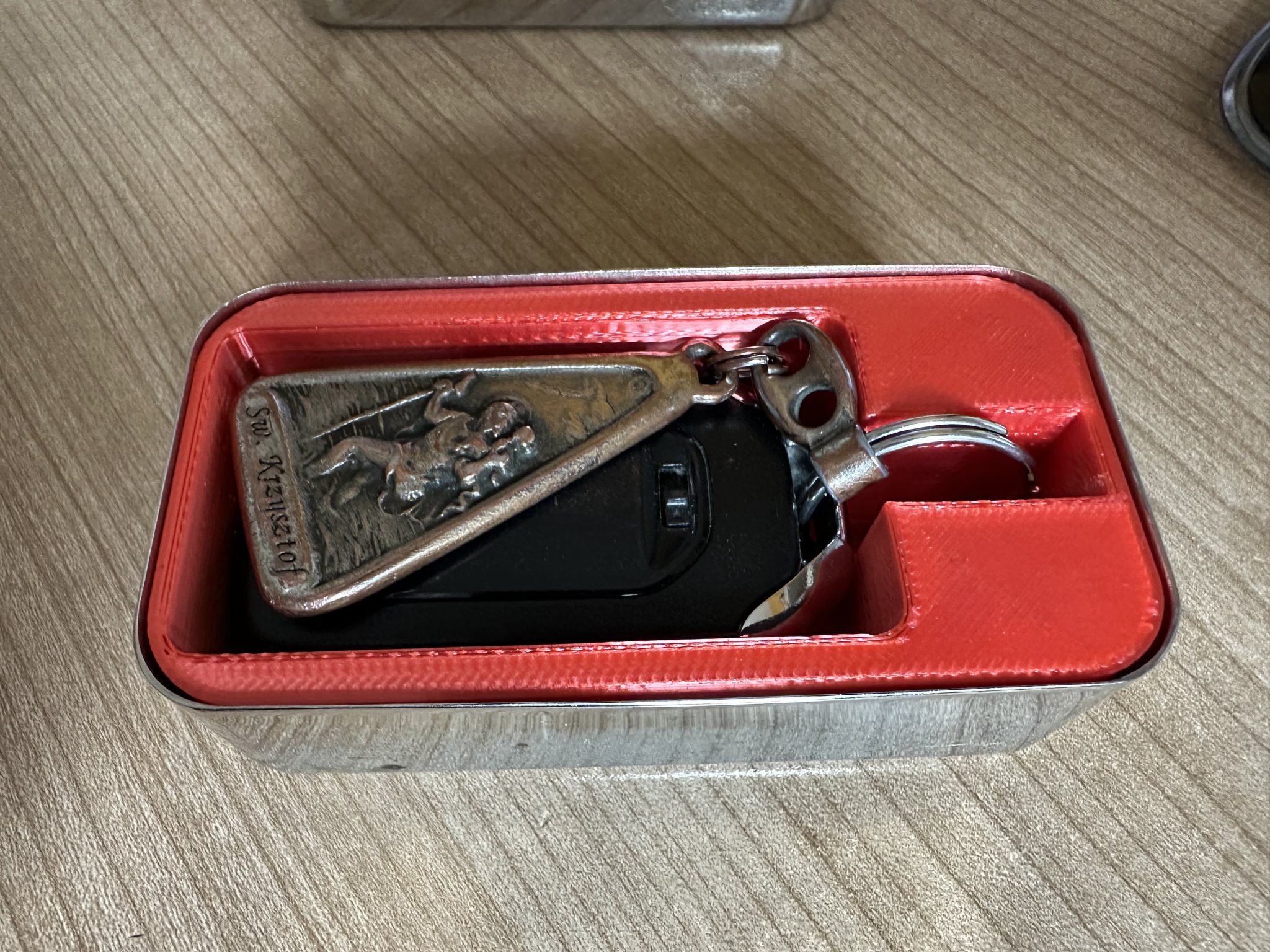 Hộp bảo vệ chìa khóa Honda cho vali bằng thép 92x48x25