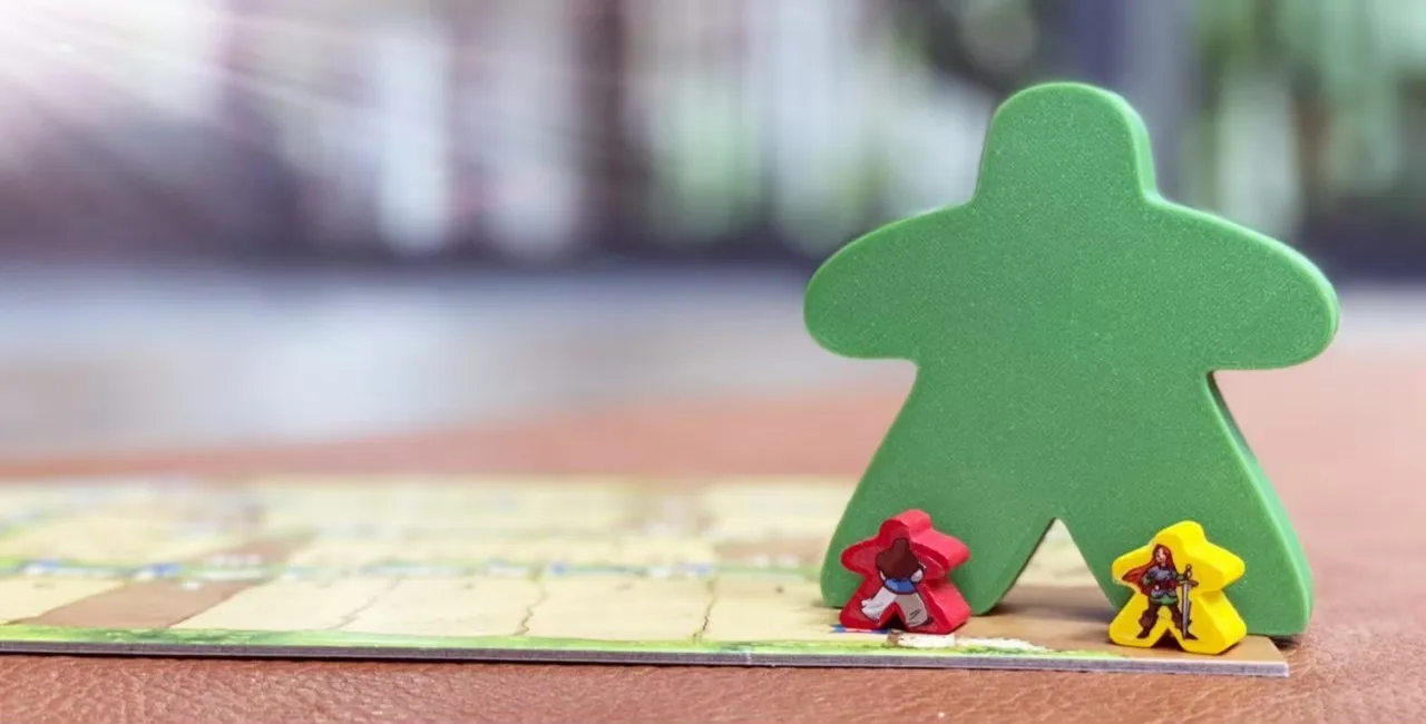 Hộp lưu trữ hình meeple cho trò chơi board game