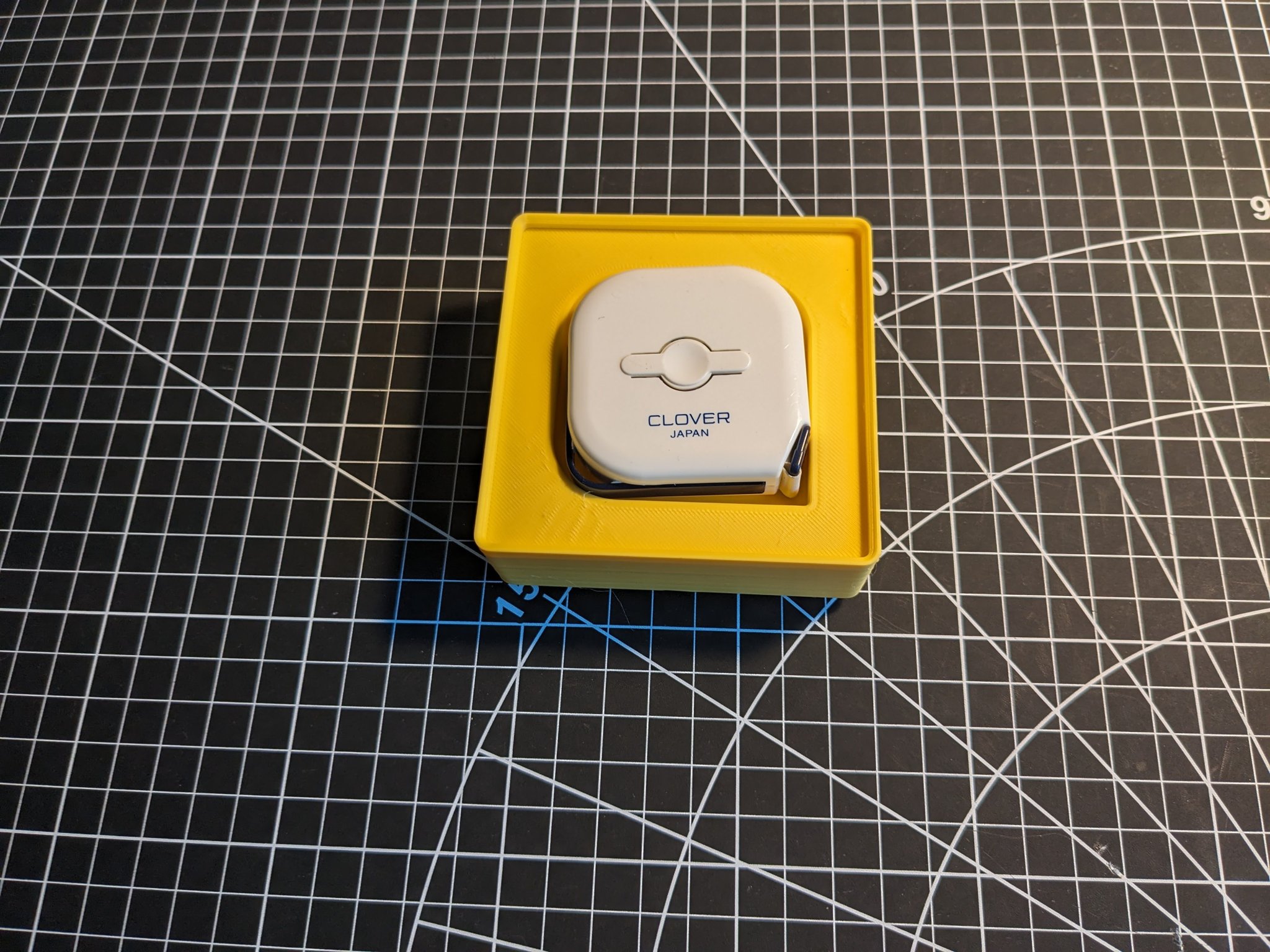 Hộp đựng thước dây Clover Gridfinity